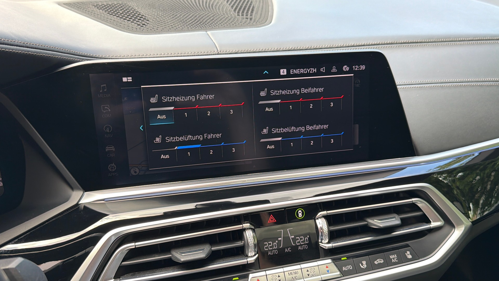 BMW X5 xDrive45e♦️NEUE Batterie*Topzustand*CH Fahrzeug♦️-image-30