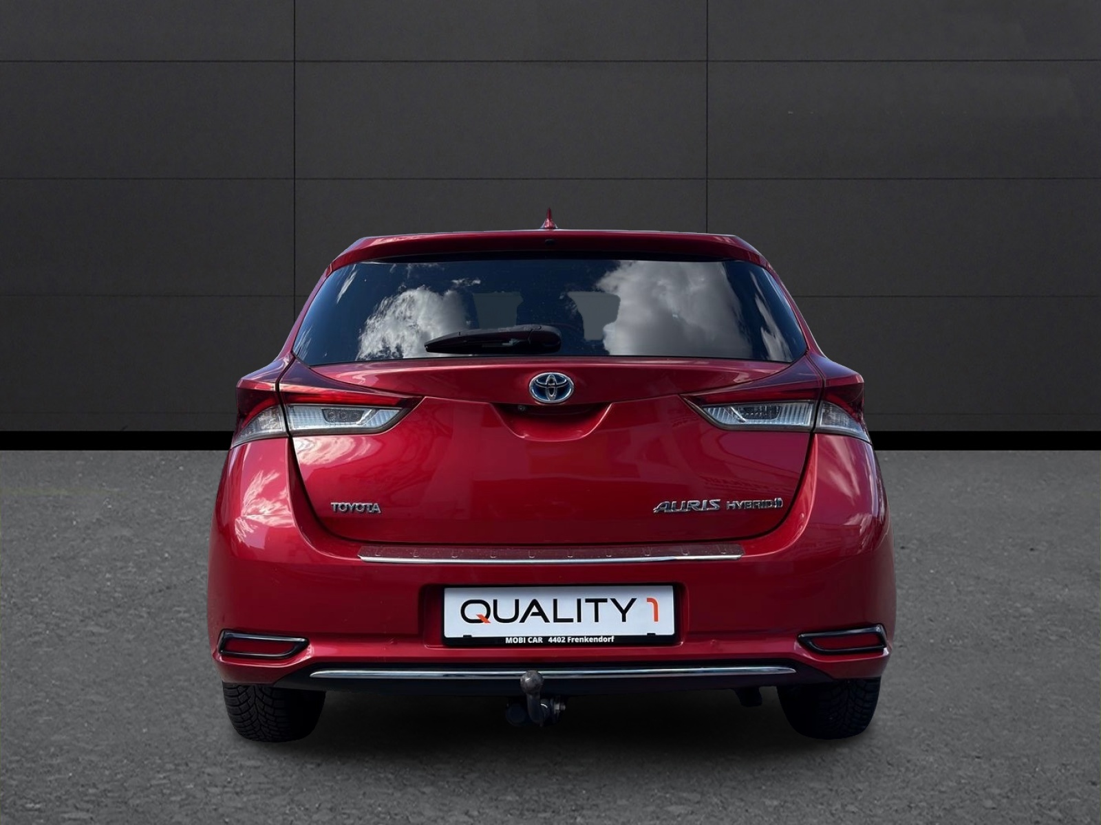 TOYOTA Auris 1.8 HSD Luna e-CVT-image-3