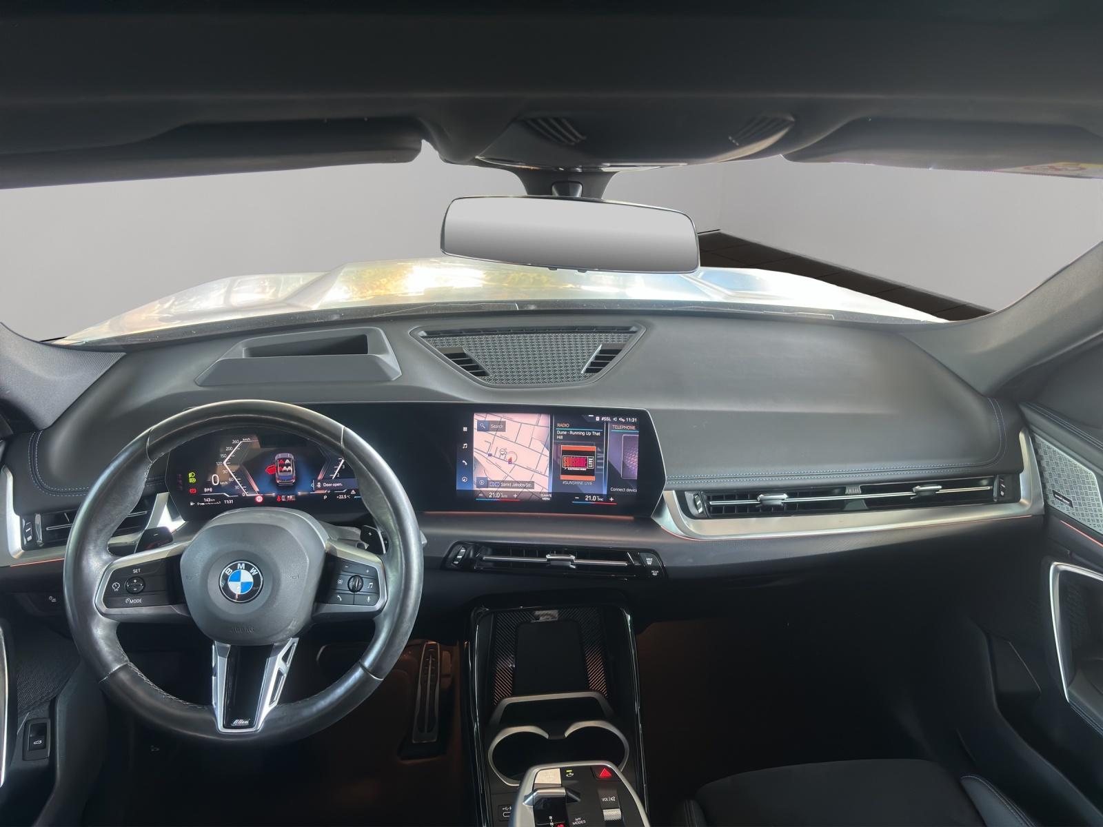 BMW X1 23i xDrive paddles-image-7