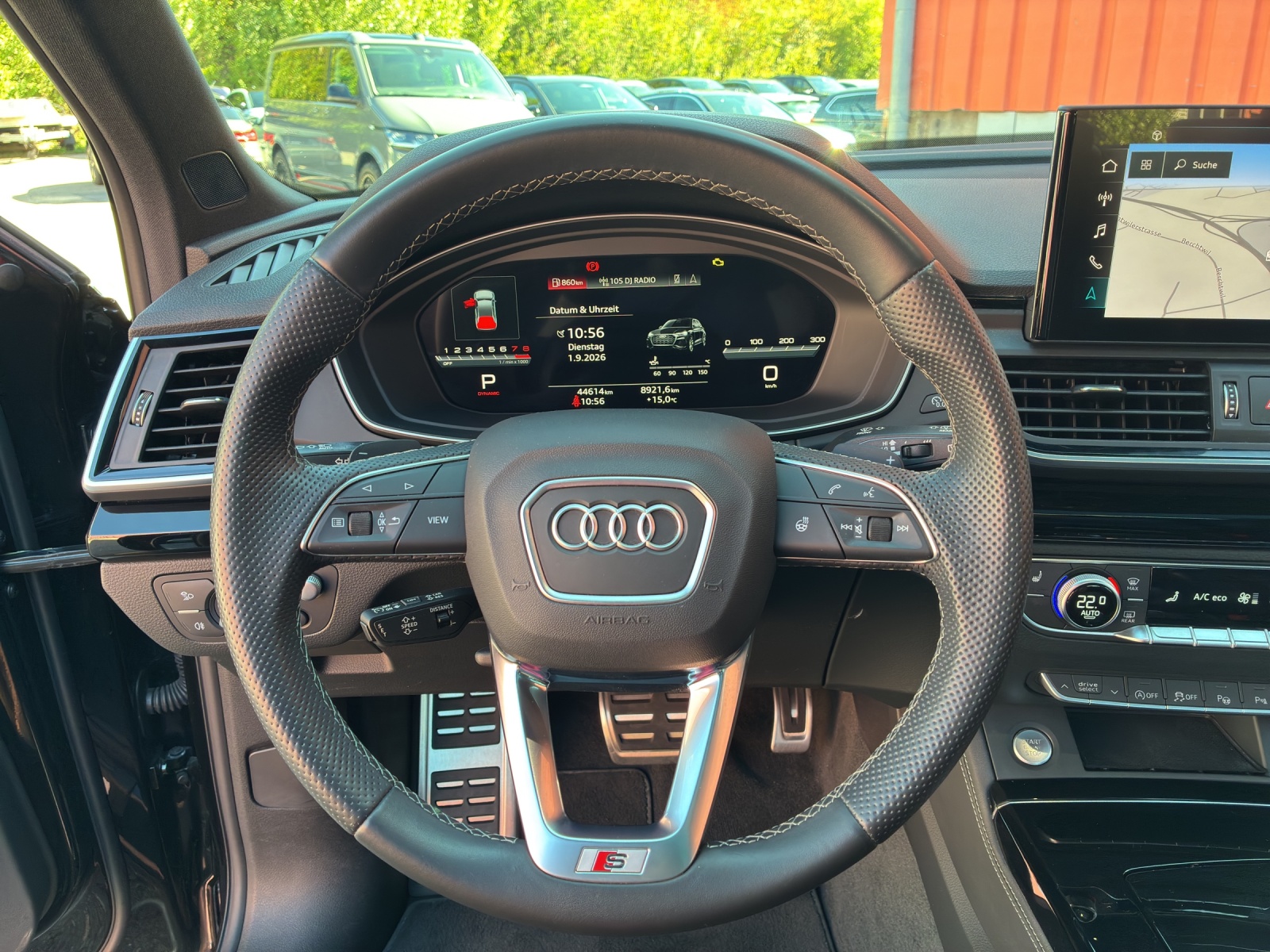 AUDI Q5 Sportback 45 TFSI S line quattro S-tronic-image-12