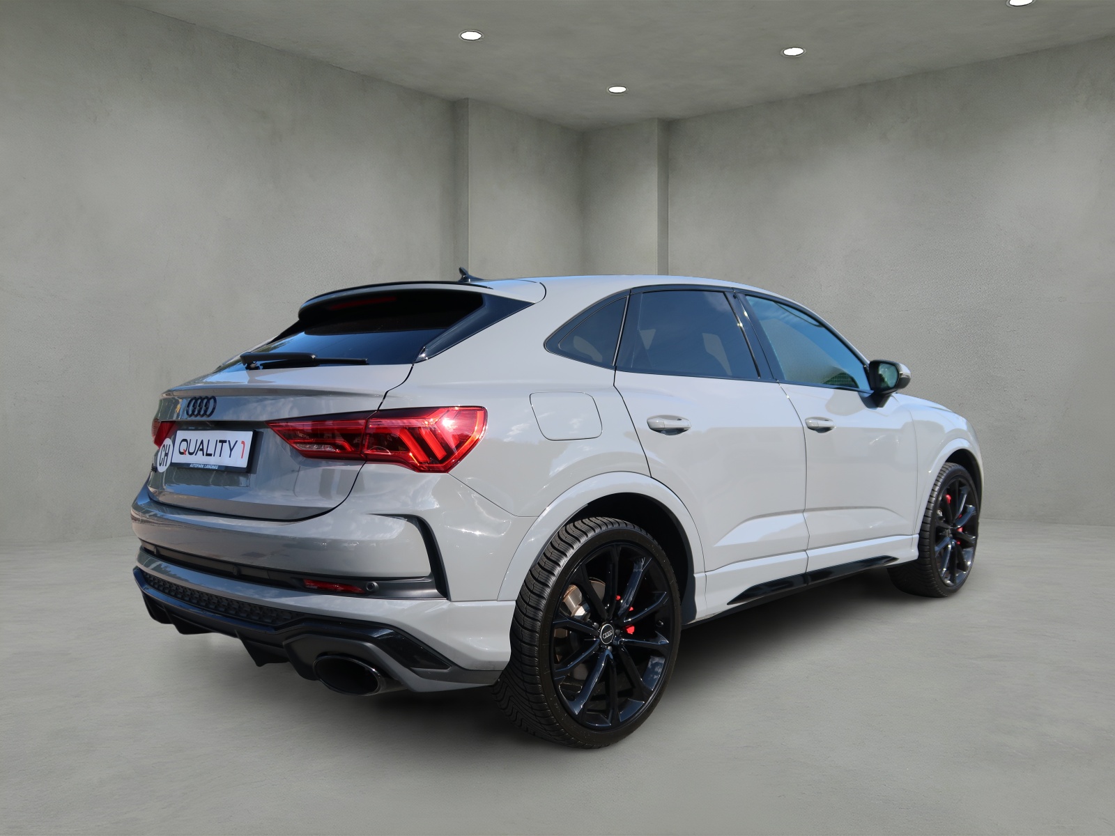 AUDI RS Q3 Sportback edition 10 years quattro S tronic-image-5