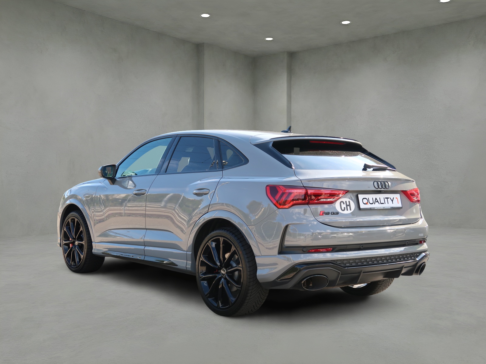 AUDI RS Q3 Sportback edition 10 years quattro S tronic-image-7