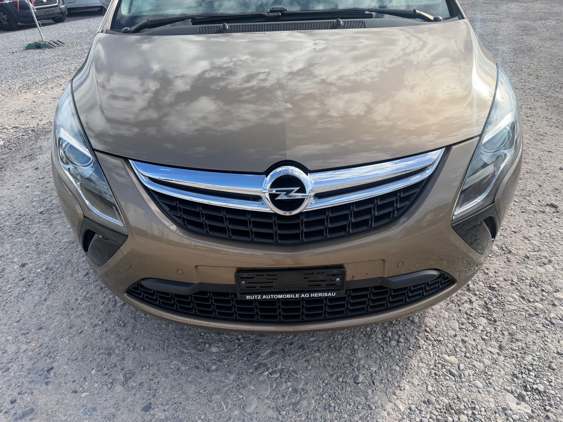 OPEL Zafira Tourer 1.6i 16V Turbo Cosmo Automatic-image-1
