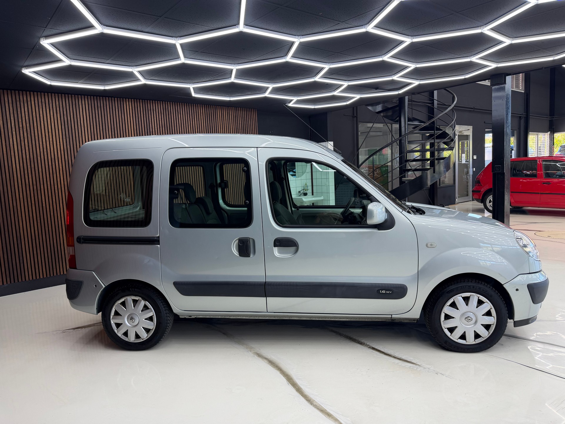 RENAULT Kangoo 1.6 16V Expression-image-3