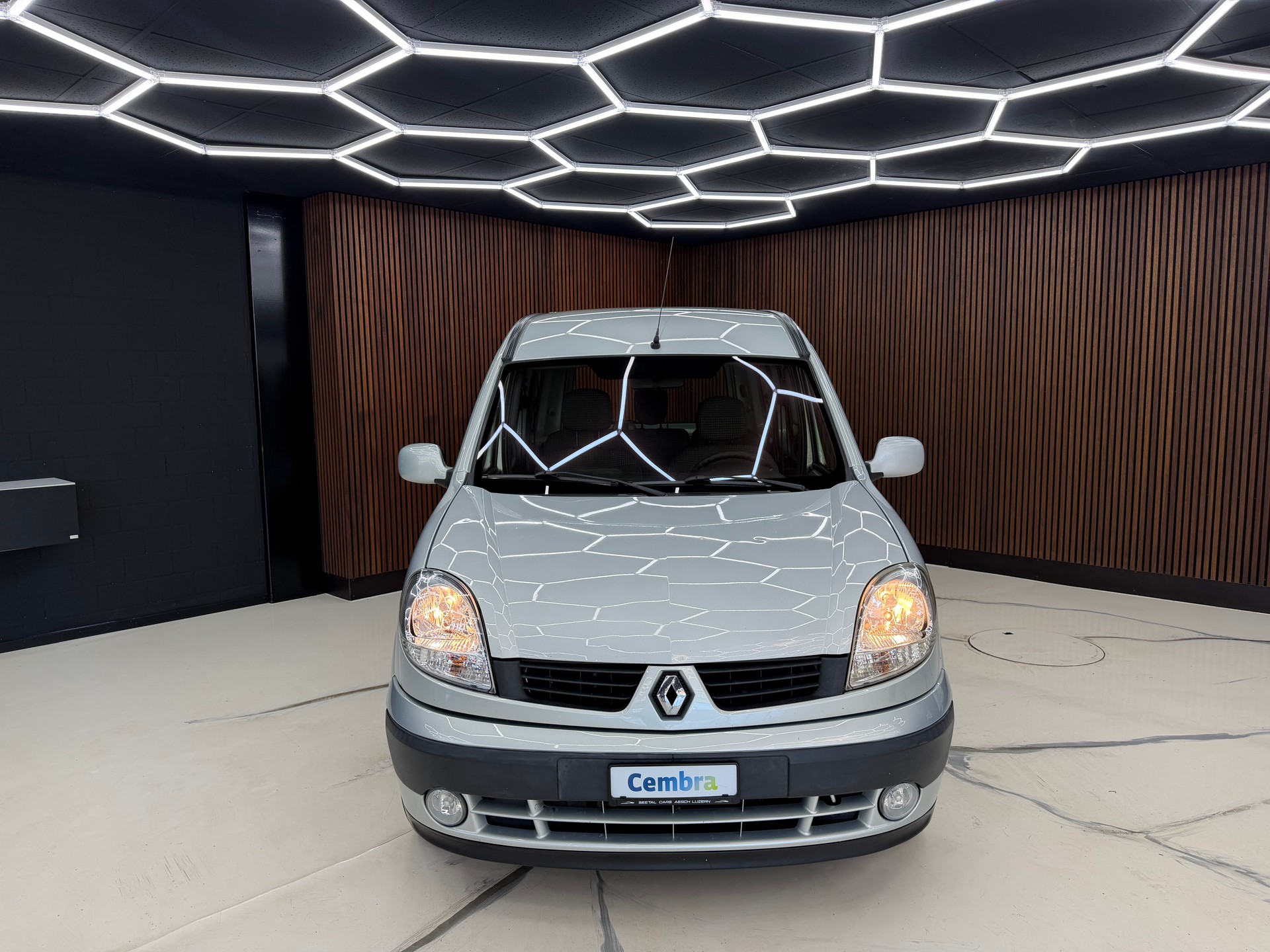 RENAULT Kangoo 1.6 16V Expression-image-1