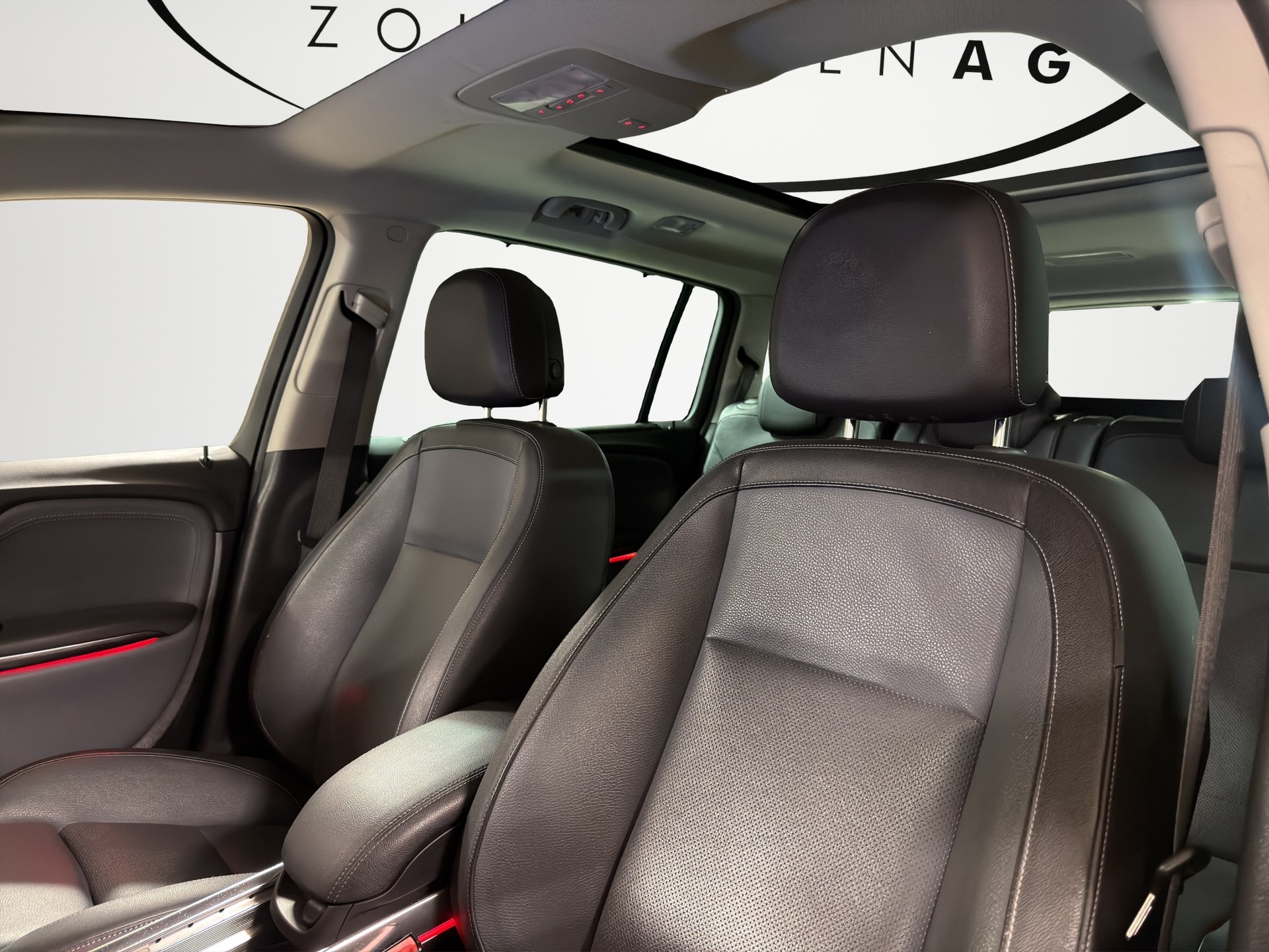 OPEL Zafira Tourer 2.0 CDTi BiTurbo Sport-image-11