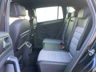 VW Tiguan 2.0TSI Highline 4Motion DSG (47)-image-30