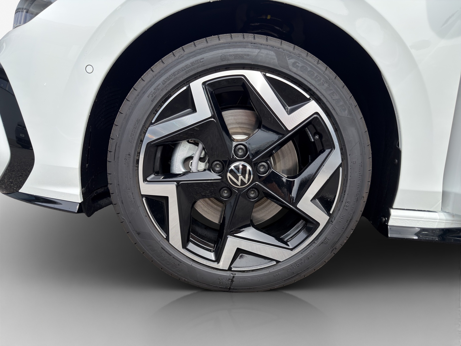 VW Golf Variant 2.0 TSI R-Line DSG 4 Motion-image-15