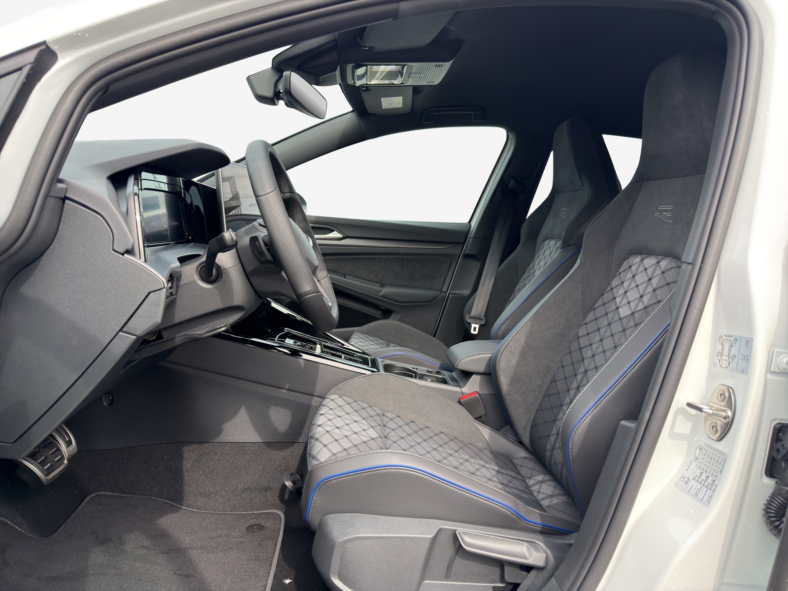 VW Golf Variant 2.0 TSI R-Line DSG 4 Motion-image-7