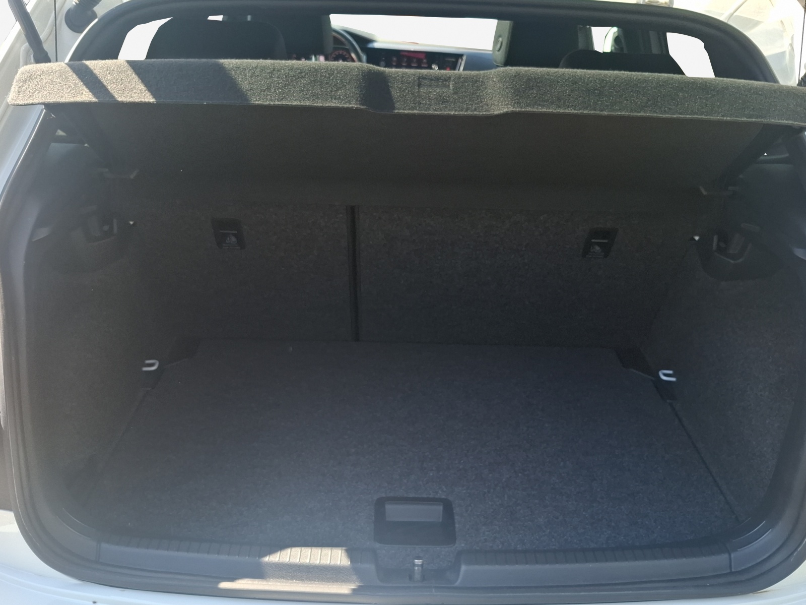 VW Polo 2.0 TSI GTI DSG-image-12