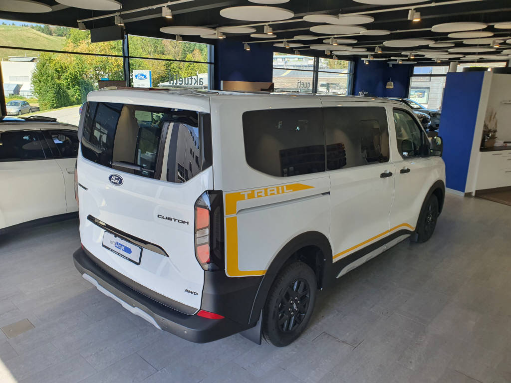FORD Transit Custombi 320 L1 2.0 EcoBlue 136 Trail 4x4-image-21