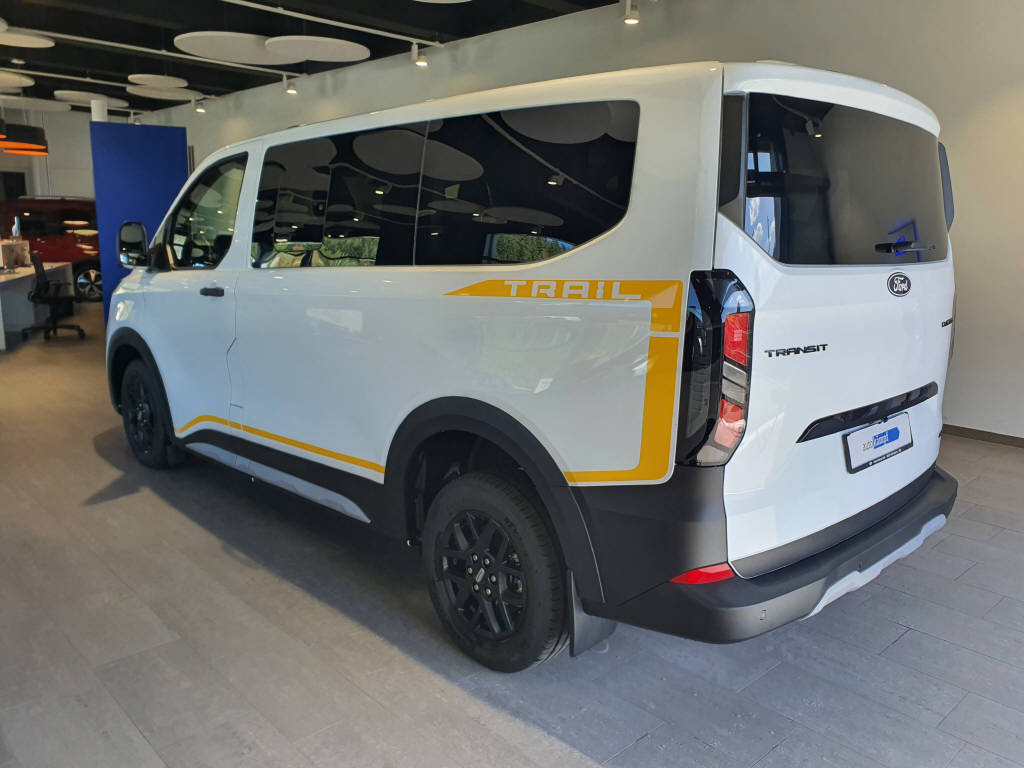 FORD Transit Custombi 320 L1 2.0 EcoBlue 136 Trail 4x4-image-6