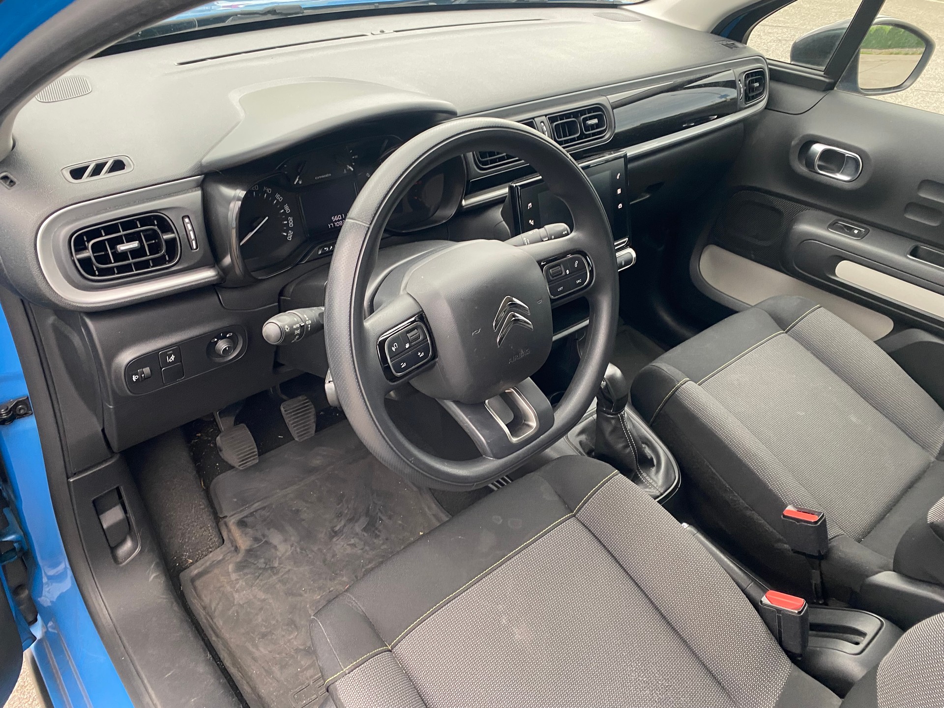 CITROEN C3 1.2i PureTech Feel Edition-image-4