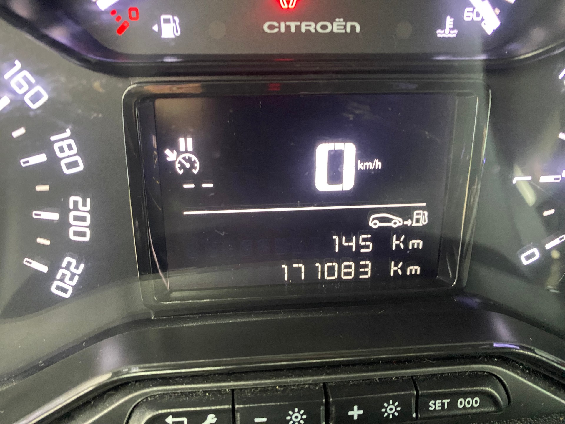 CITROEN C3 1.2i PureTech Feel Edition-image-7