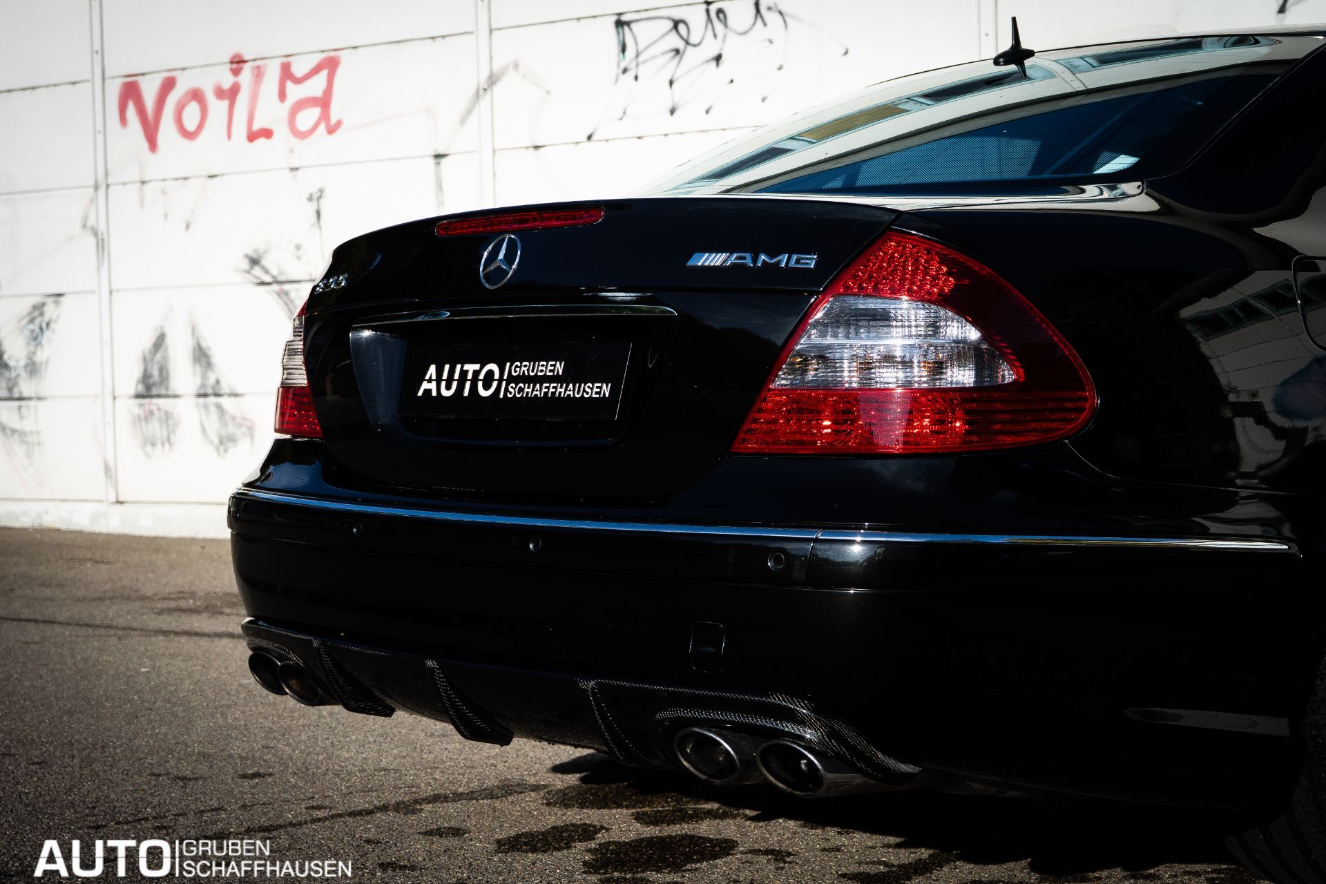 MERCEDES-BENZ E 55 AMG Designo-image-28