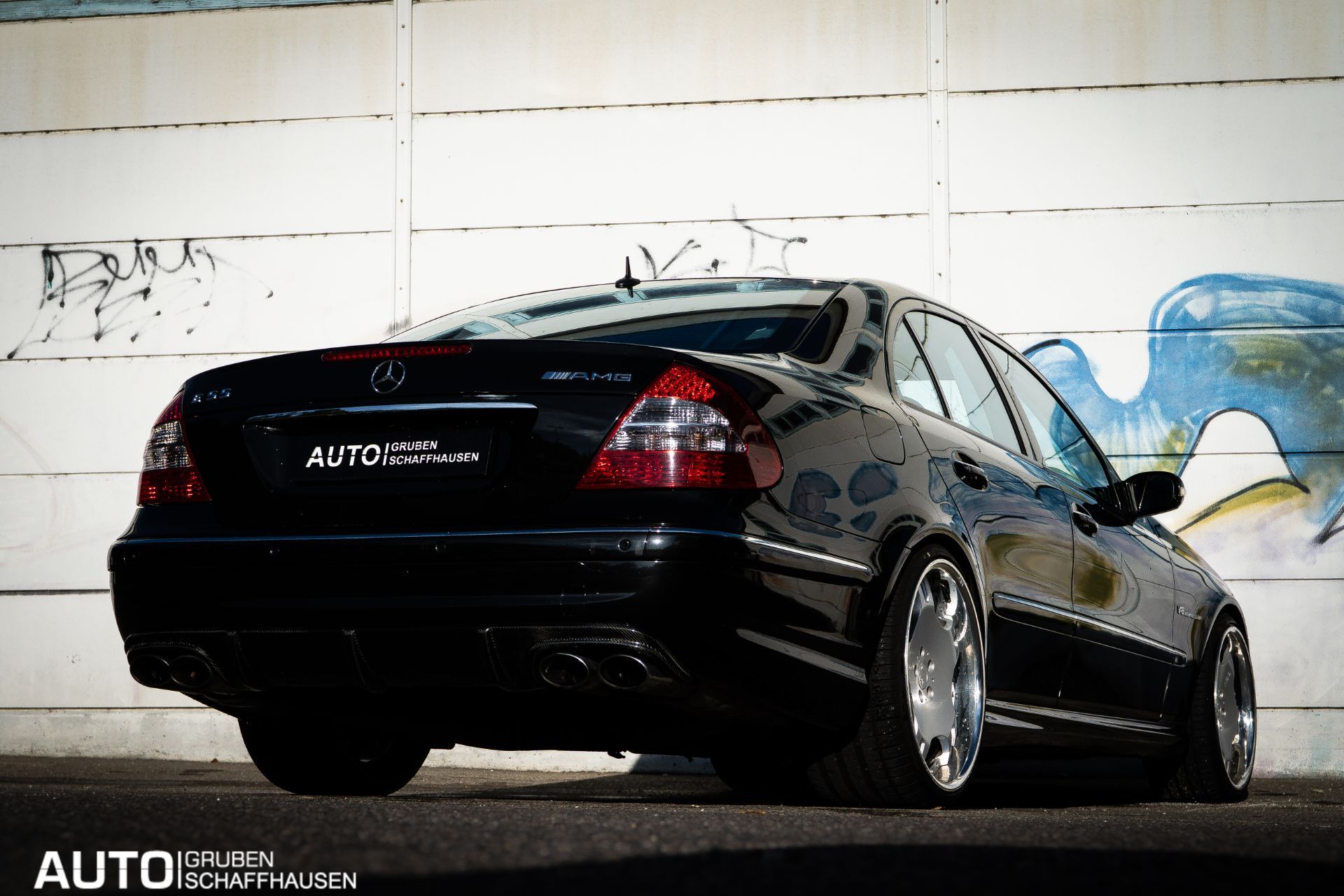 MERCEDES-BENZ E 55 AMG Designo-image-31