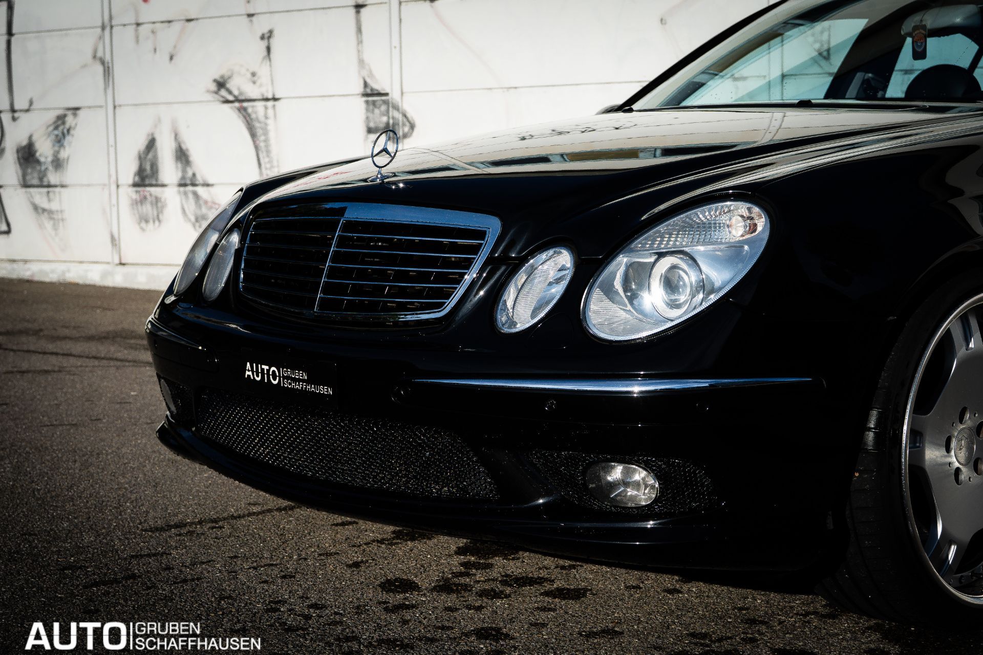 MERCEDES-BENZ E 55 AMG Designo-image-9