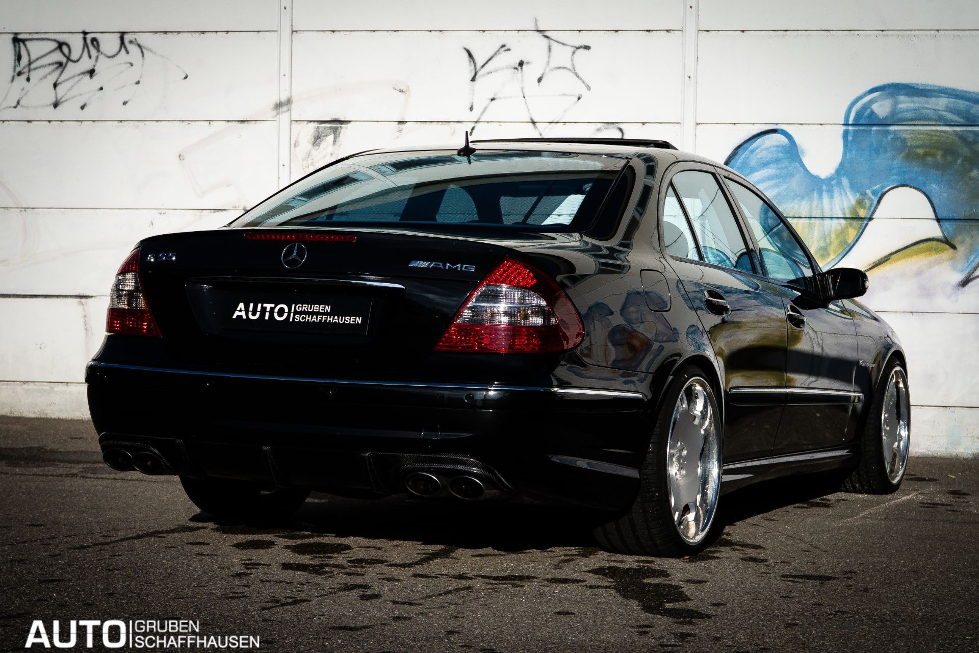 MERCEDES-BENZ E 55 AMG Designo-image-30