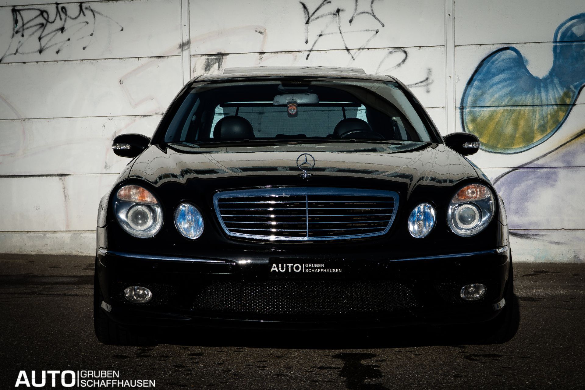 MERCEDES-BENZ E 55 AMG Designo-image-5