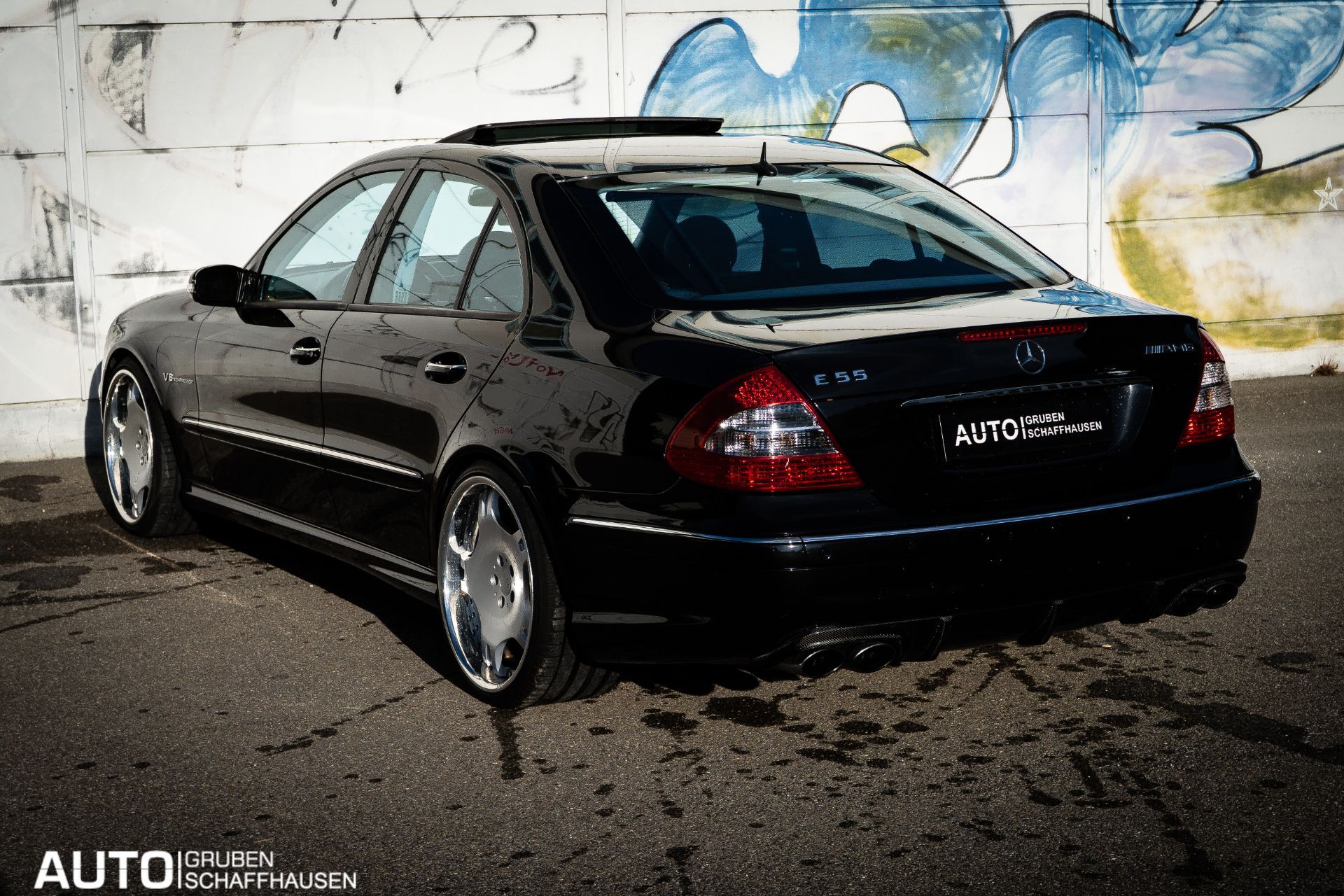 MERCEDES-BENZ E 55 AMG Designo-image-22