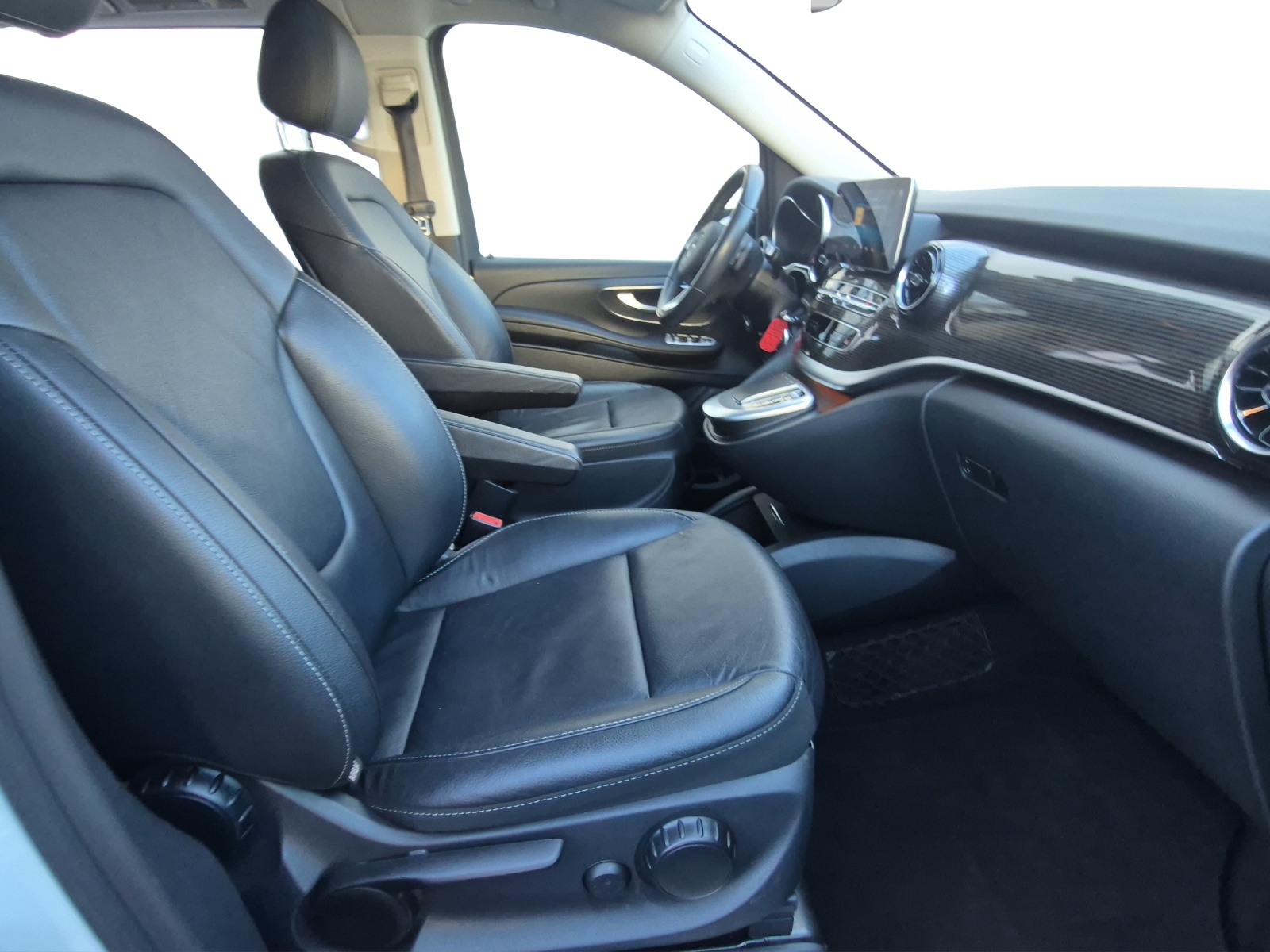 MERCEDES-BENZ Marco Polo Horizon 300 d 4M Automat-image-16