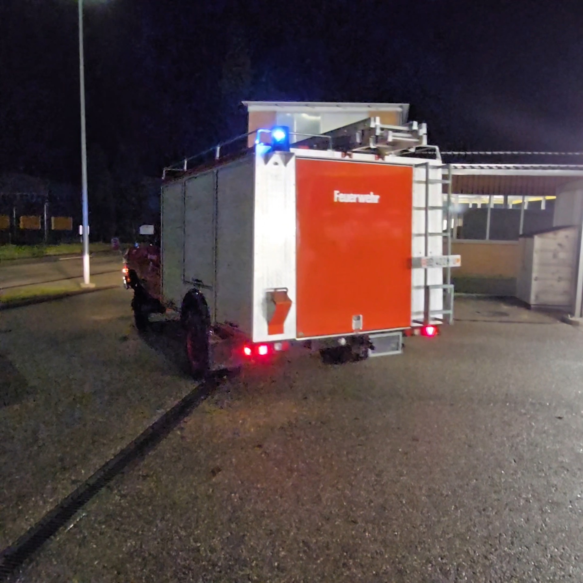 MOWAG W 300 B Feuerwehrfahrzeug-image-3