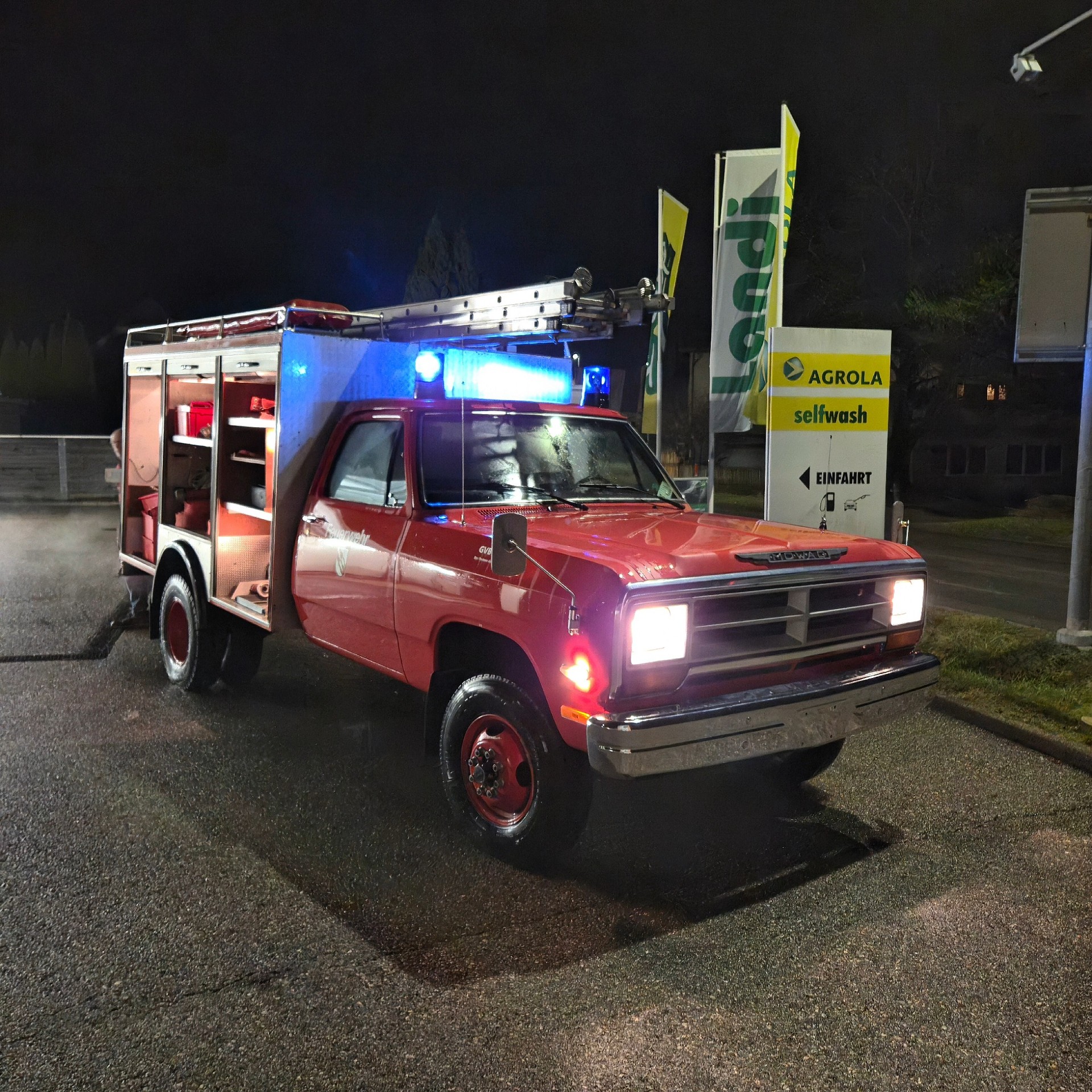 MOWAG W 300 B Feuerwehrfahrzeug-image-5