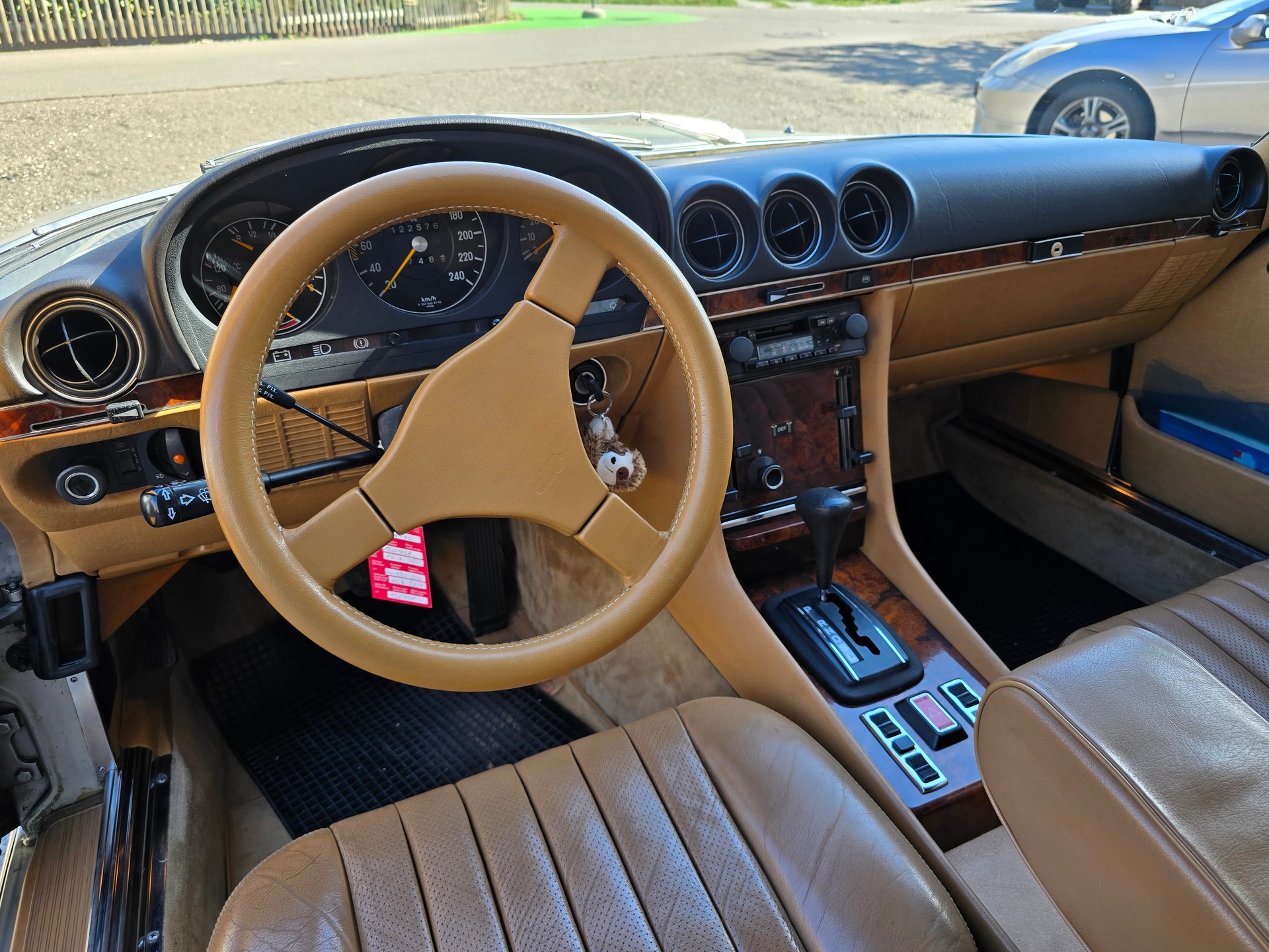 MERCEDES-BENZ SLC 280-image-8