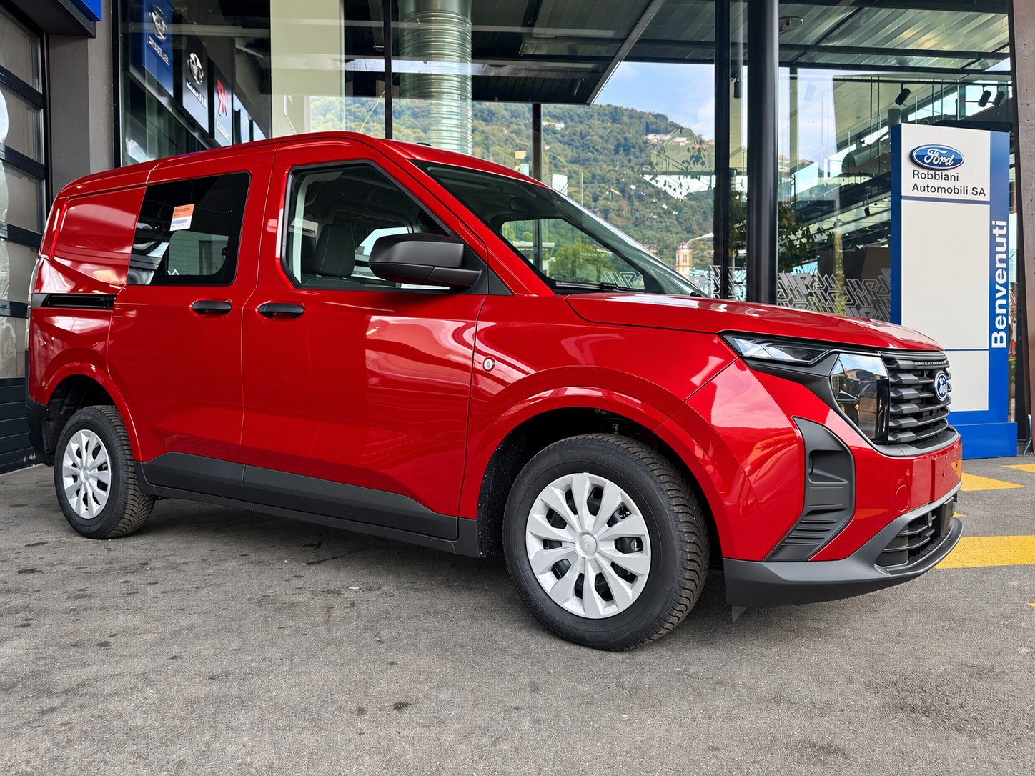 FORD Transit Courier Van 1.0 EcoBoost Trend Automat-image-3