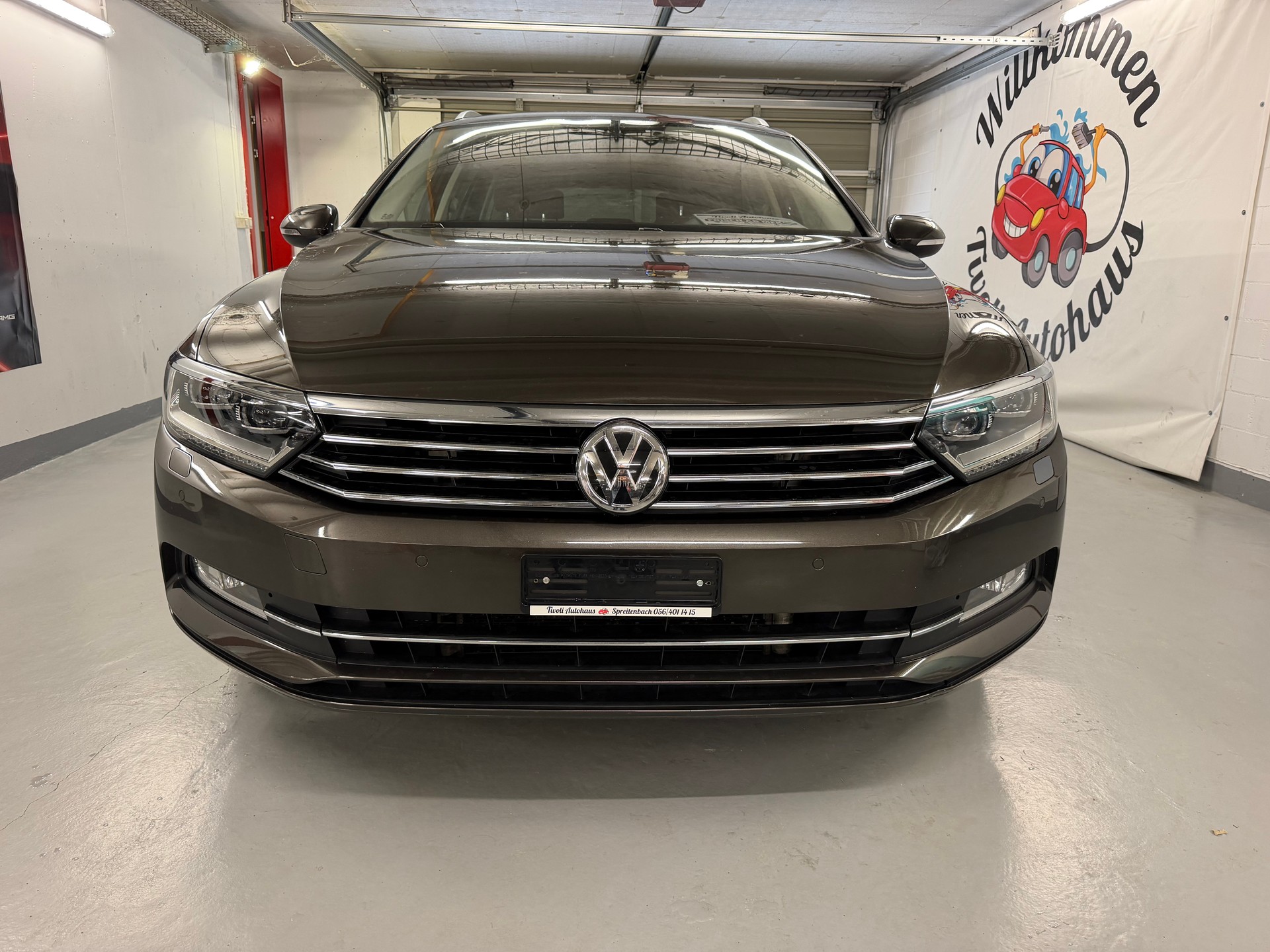 VW Passat Variant 2.0 TDI BMT Family DSG-image-2