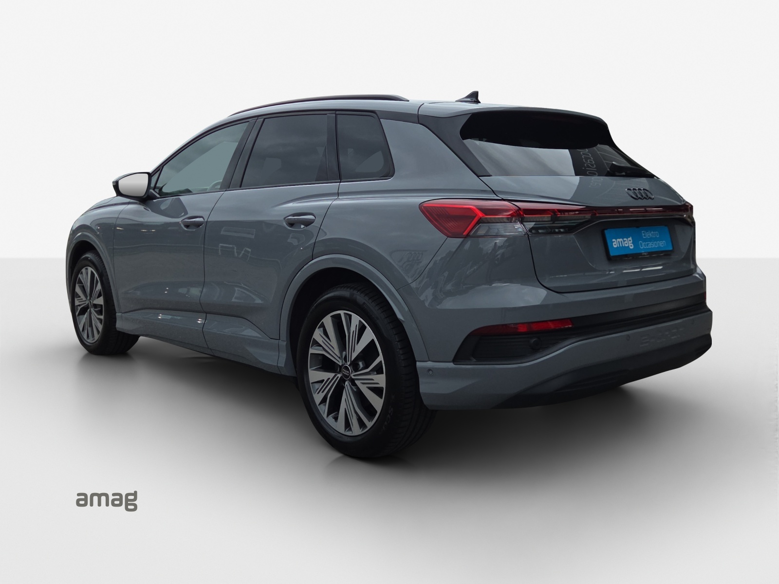 AUDI Q4 e-tron 40-image-2