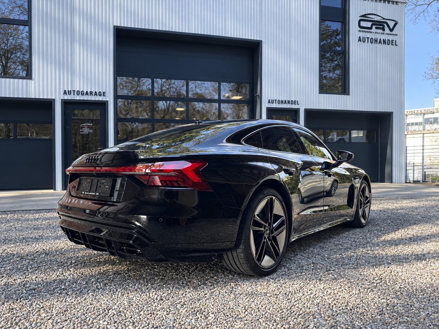 AUDI RS e-tron GT quattro-image-5