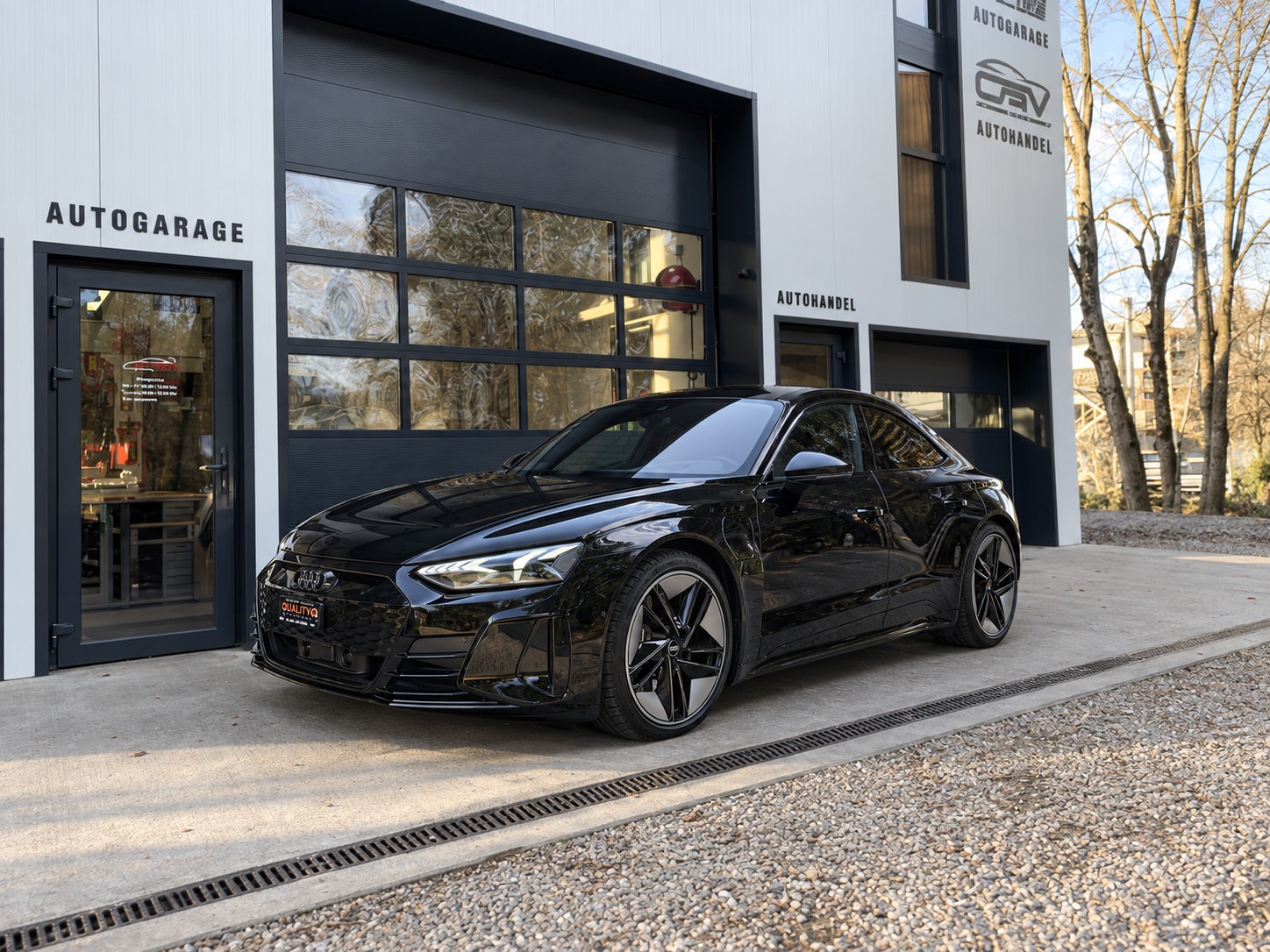 AUDI RS e-tron GT quattro-image-0