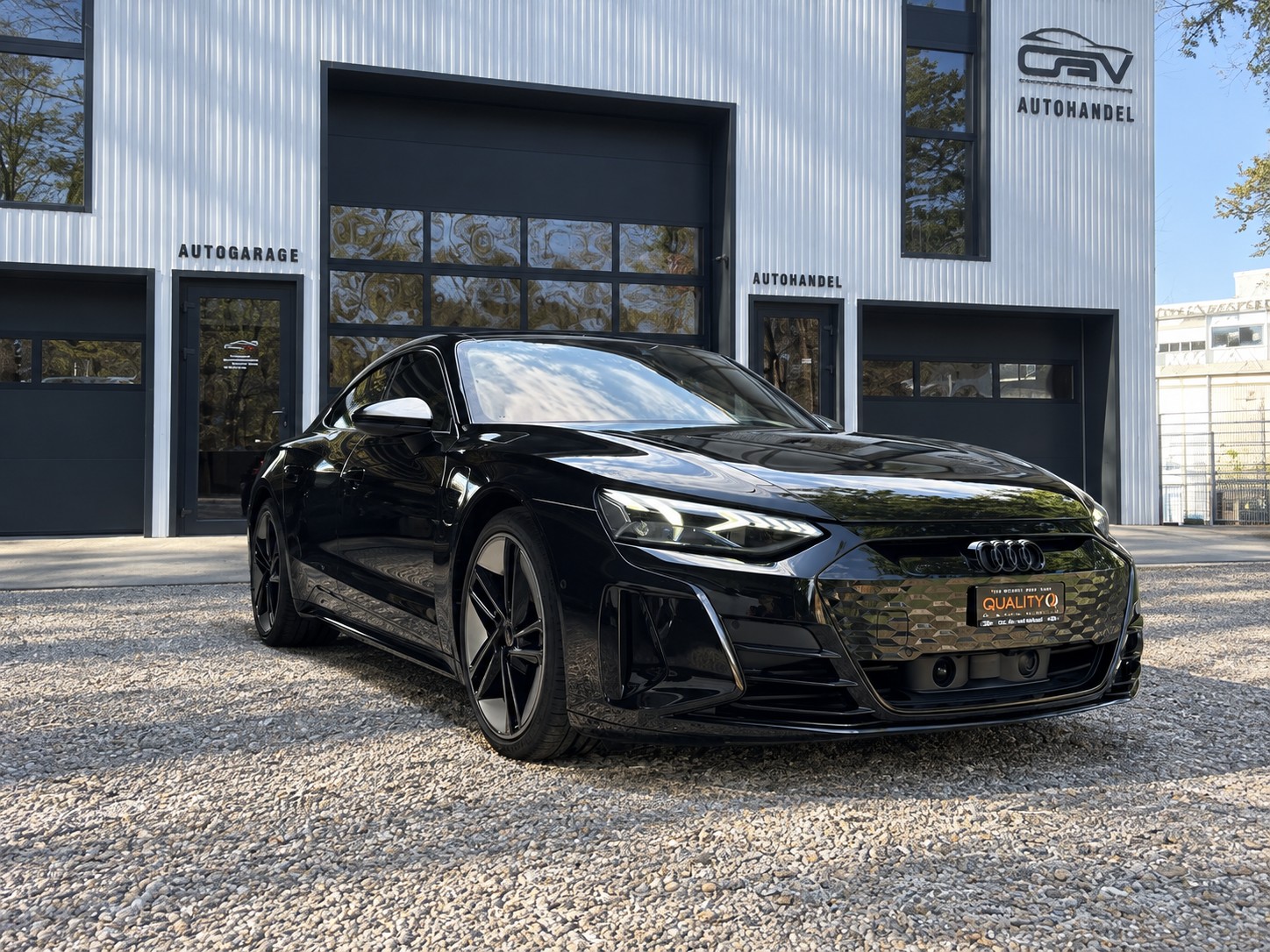 AUDI RS e-tron GT quattro-image-6