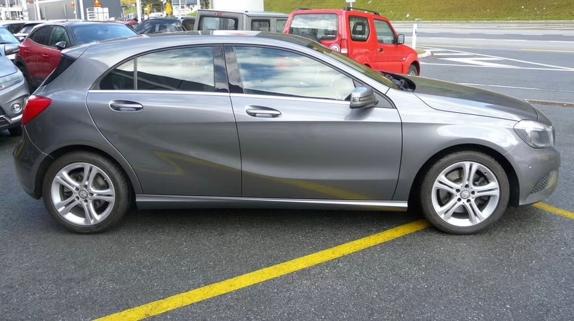 MERCEDES-BENZ A 250 4m-image-2
