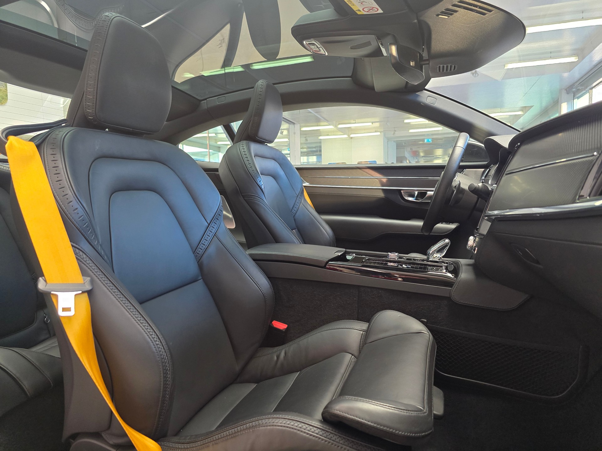 POLESTAR Polestar 1-image-11