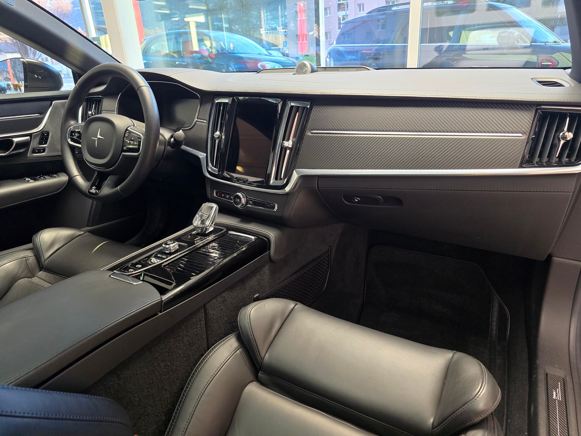 POLESTAR Polestar 1-image-12