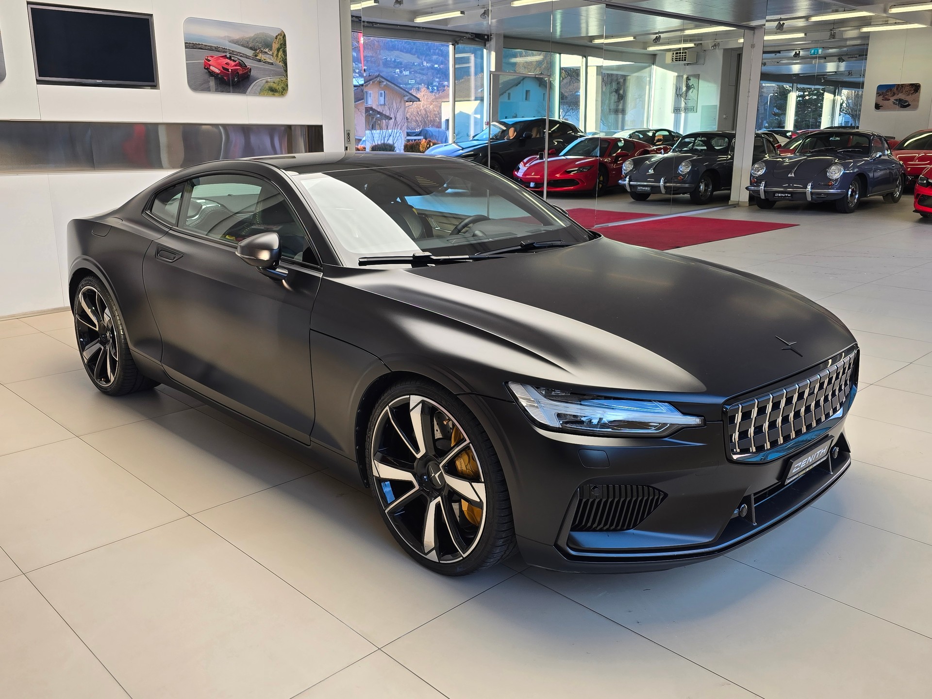 POLESTAR Polestar 1-image-2