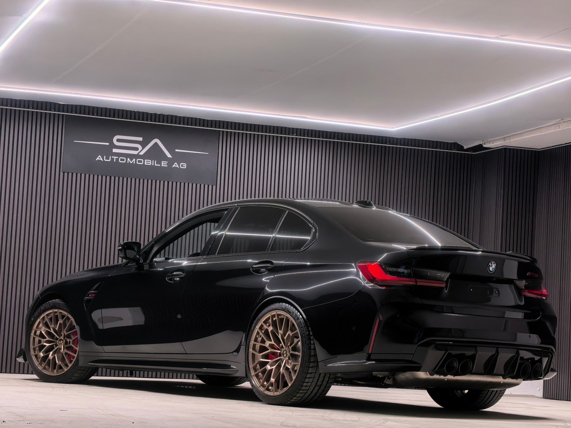 BMW M3 CS-image-4