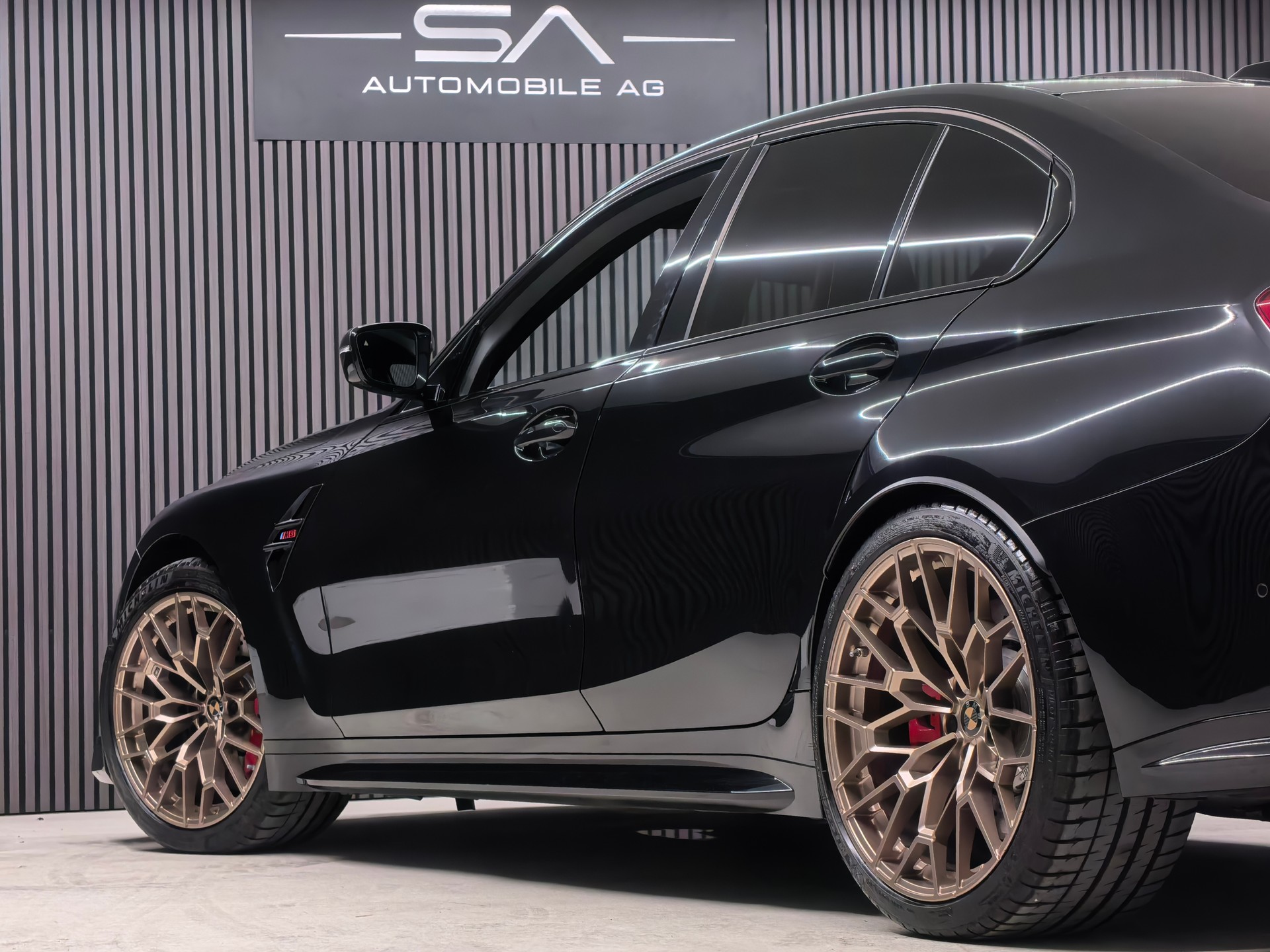 BMW M3 CS-image-5
