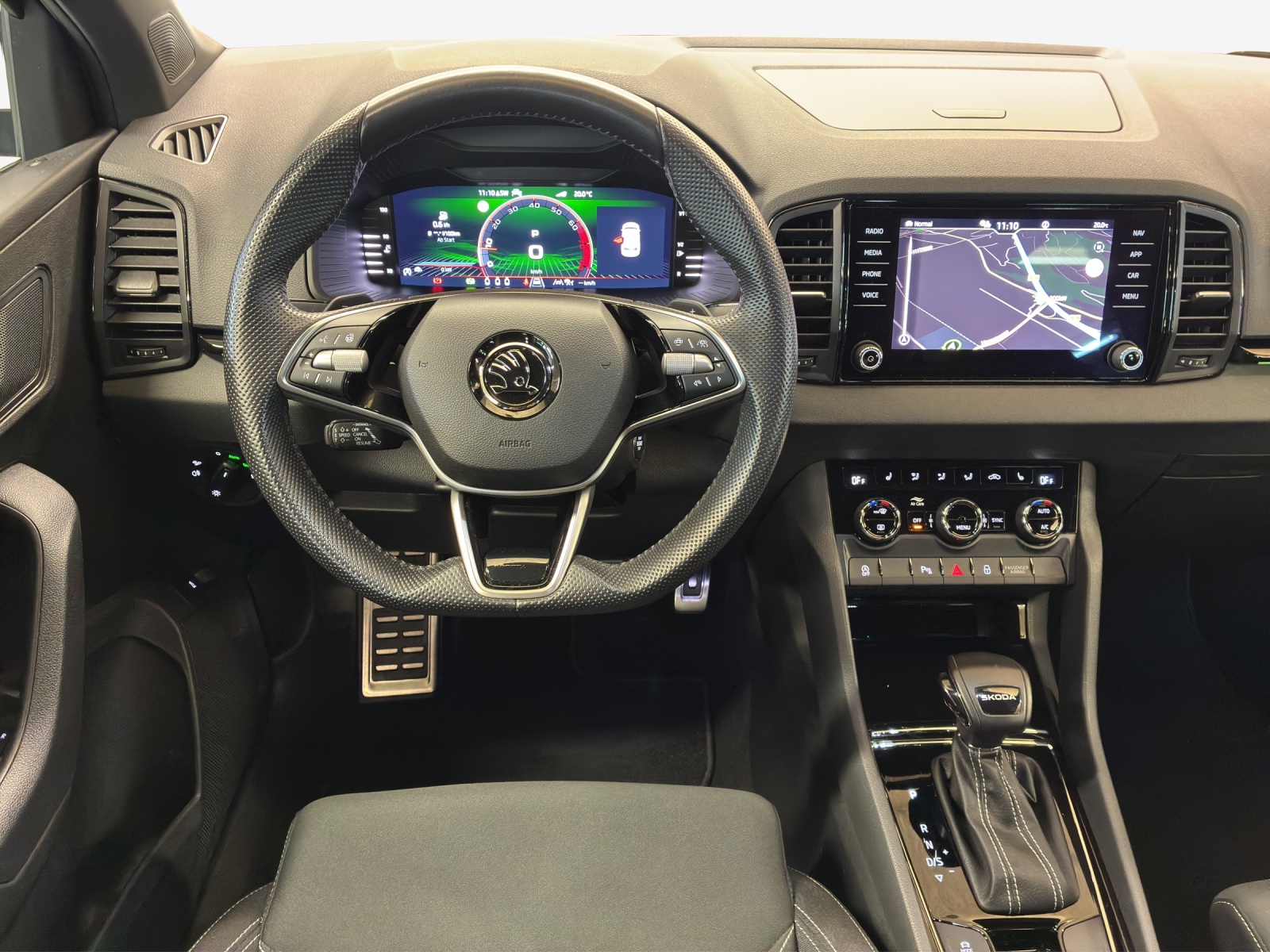 SKODA Karoq 1.5 TSI SportLine DSG-image-8