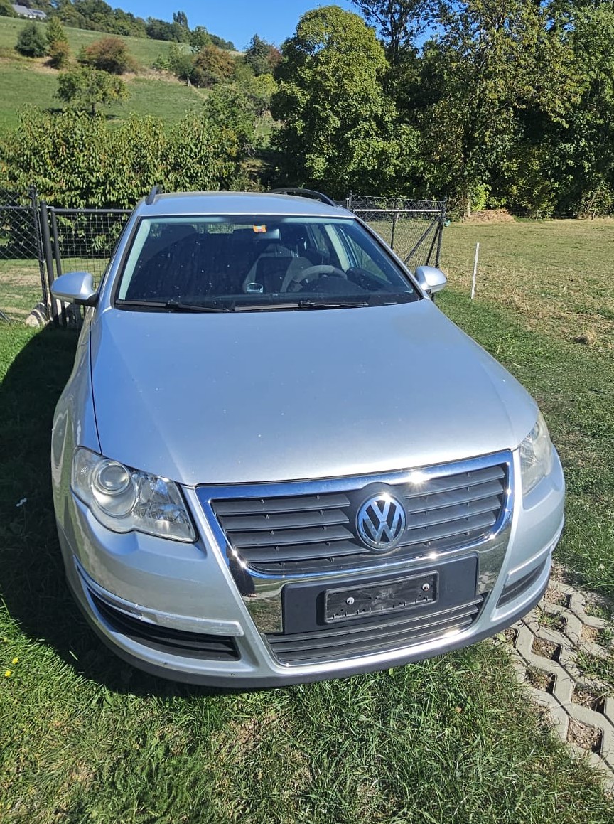 VW 2.0 FSI Comfortline-image-0