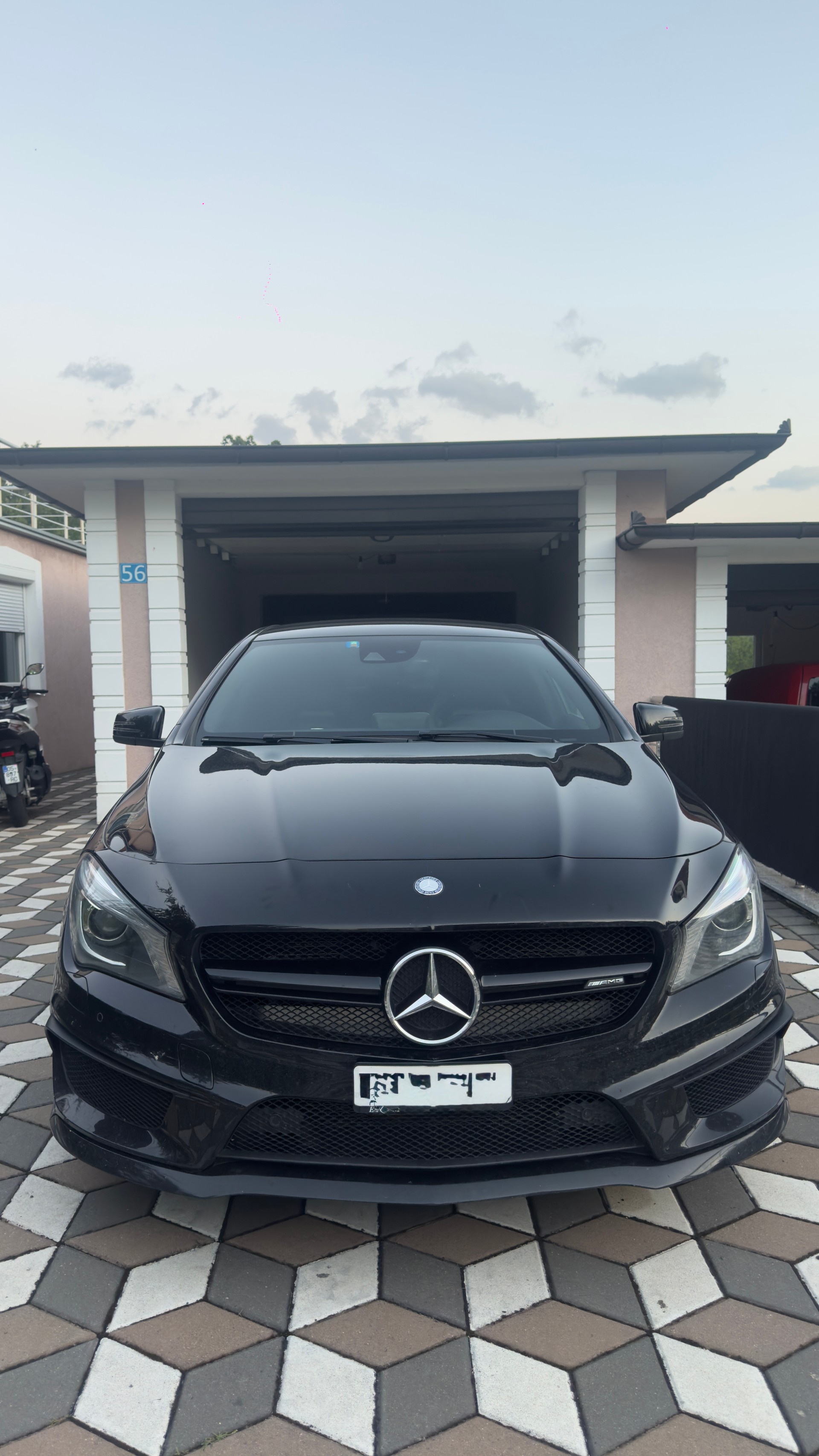 MERCEDES-BENZ CLA 45 AMG 4m-image-1