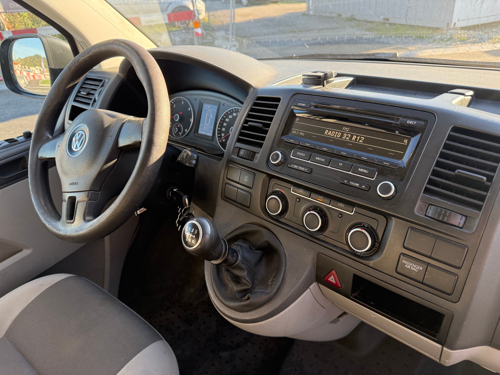 VW T5 2.0 TDI 4Motion-image-9