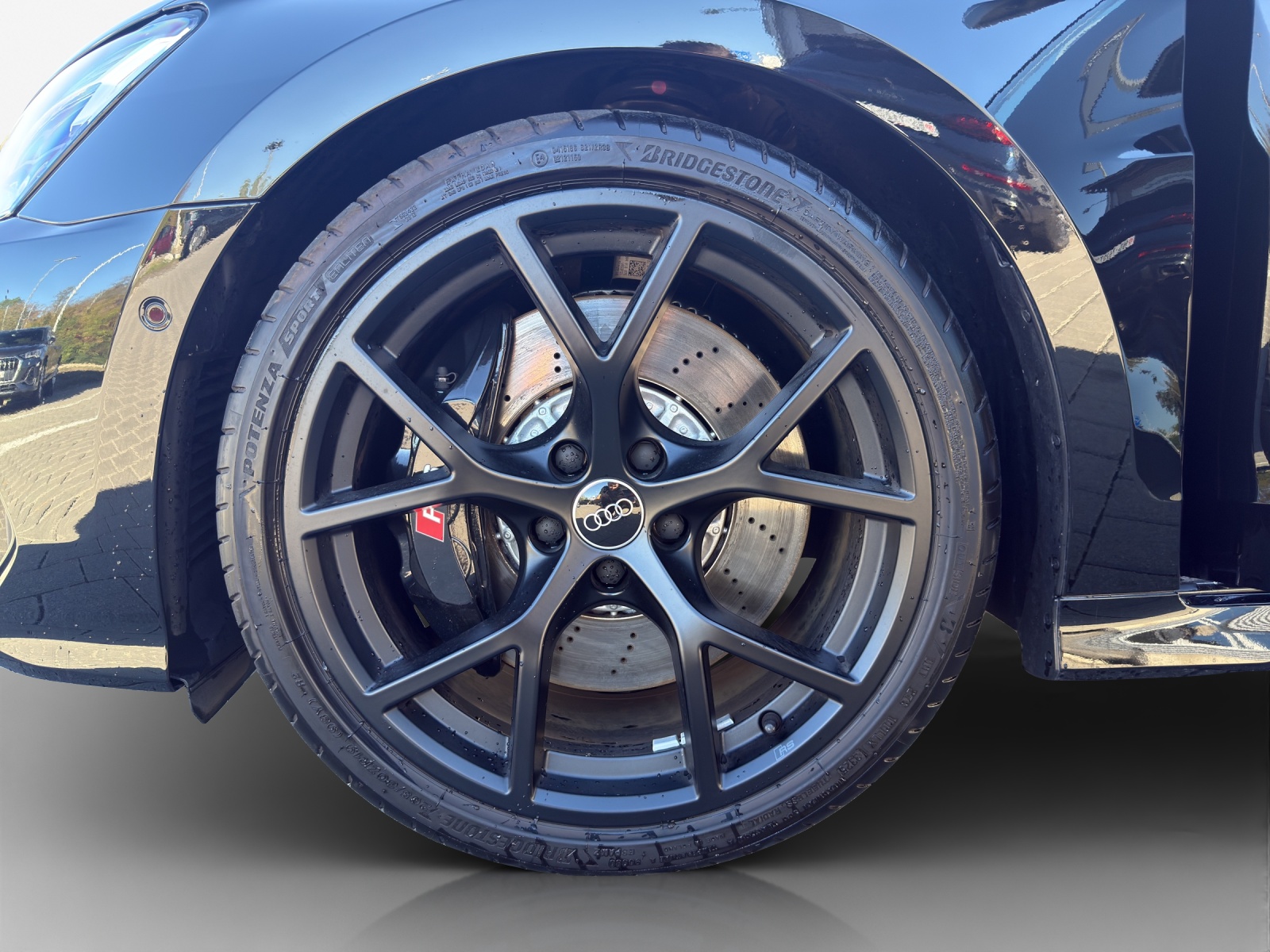 AUDI RS3 Sportback 2.5 TSI quattro S-tronic-image-13