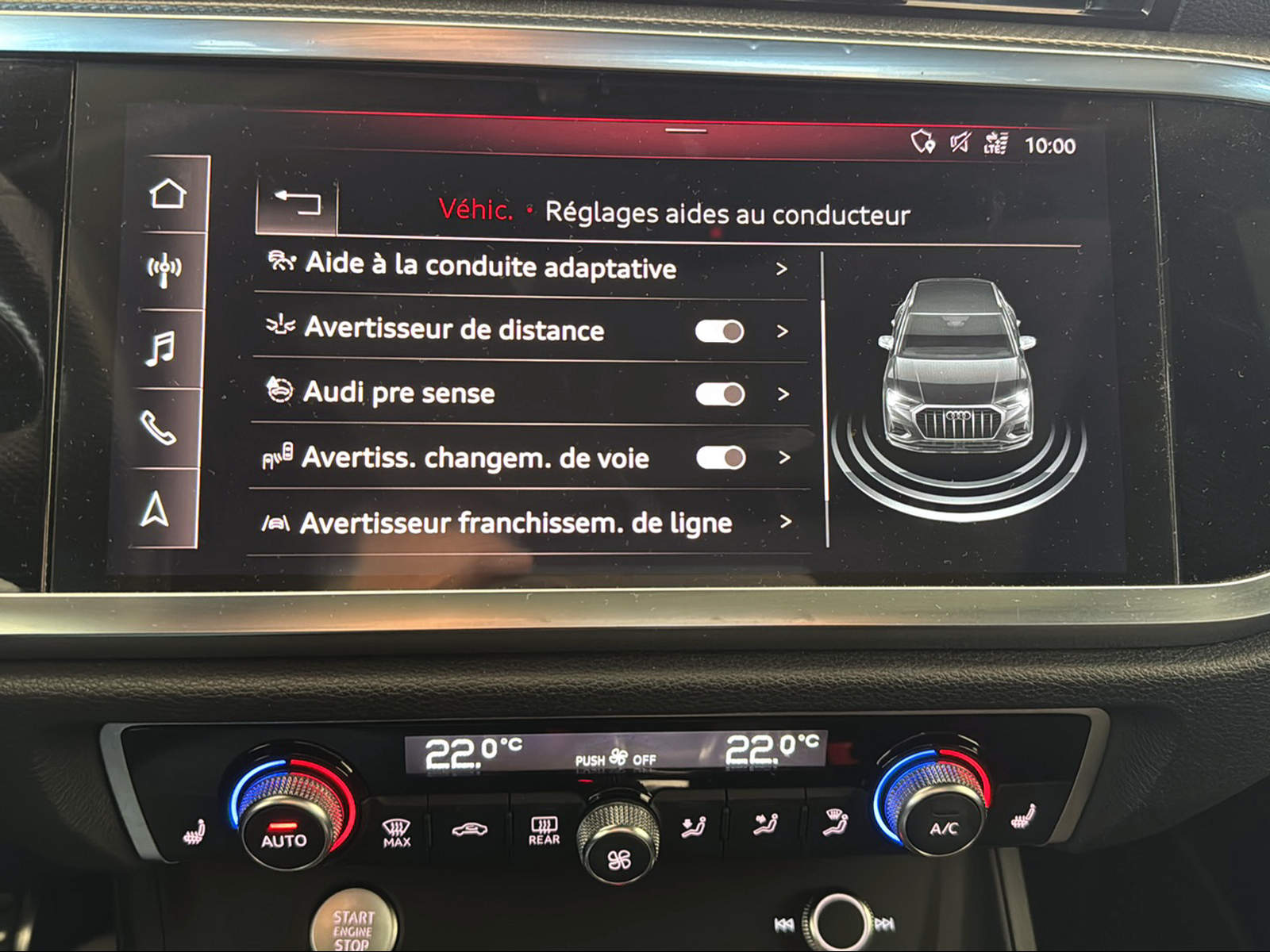 AUDI Q3 40 TFSI S line quattro S-tronic-image-19