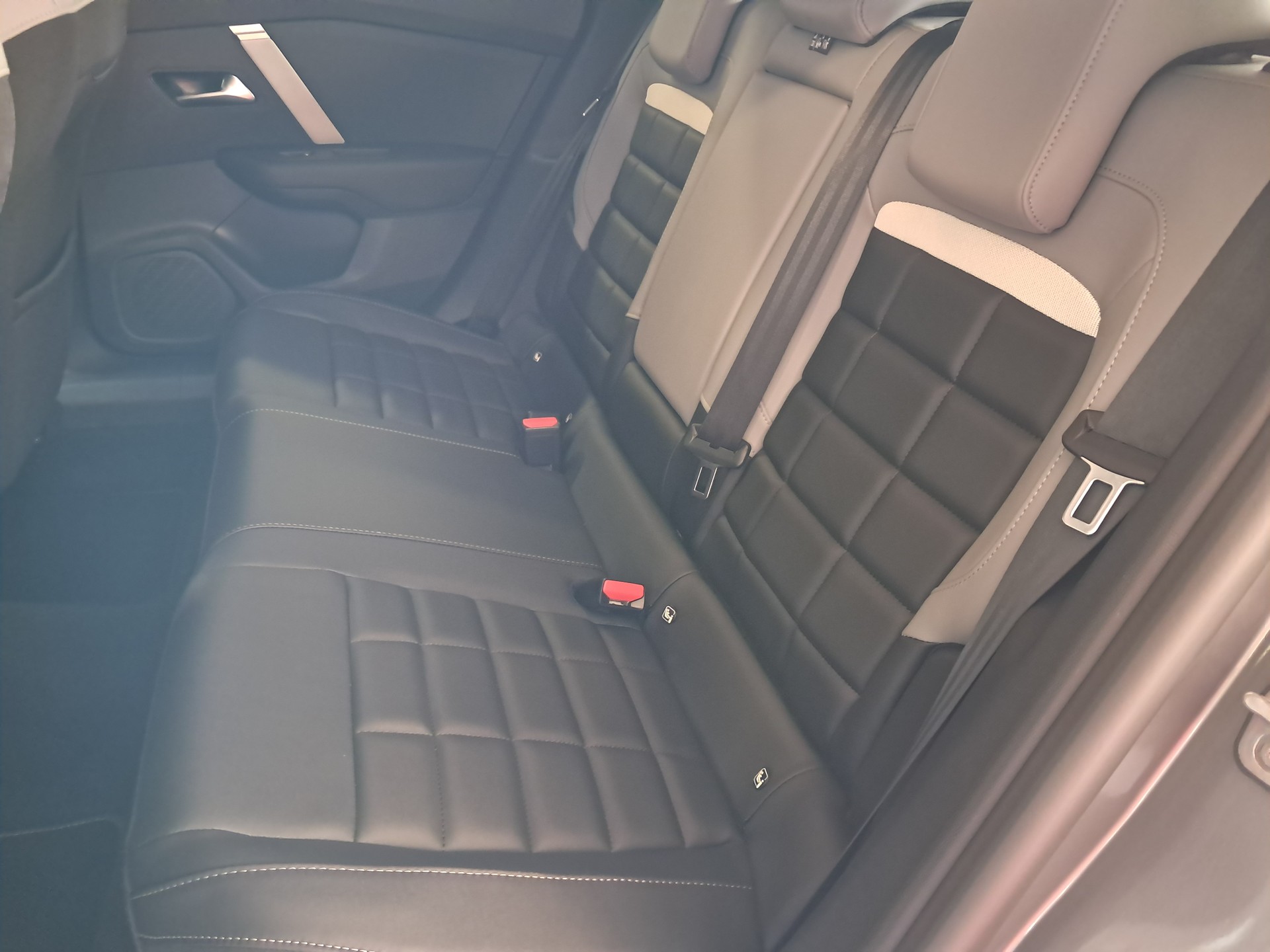 CITROEN C4 Hybrid e-DCS6 Max-image-7