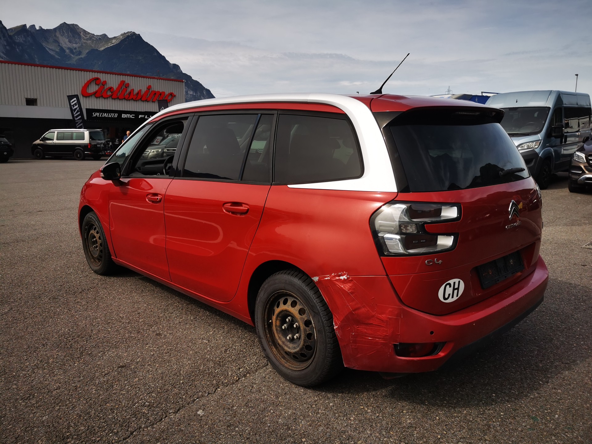 CITROEN Grand C4 Picasso 1.6i 16V e-THP Intensive-image-1