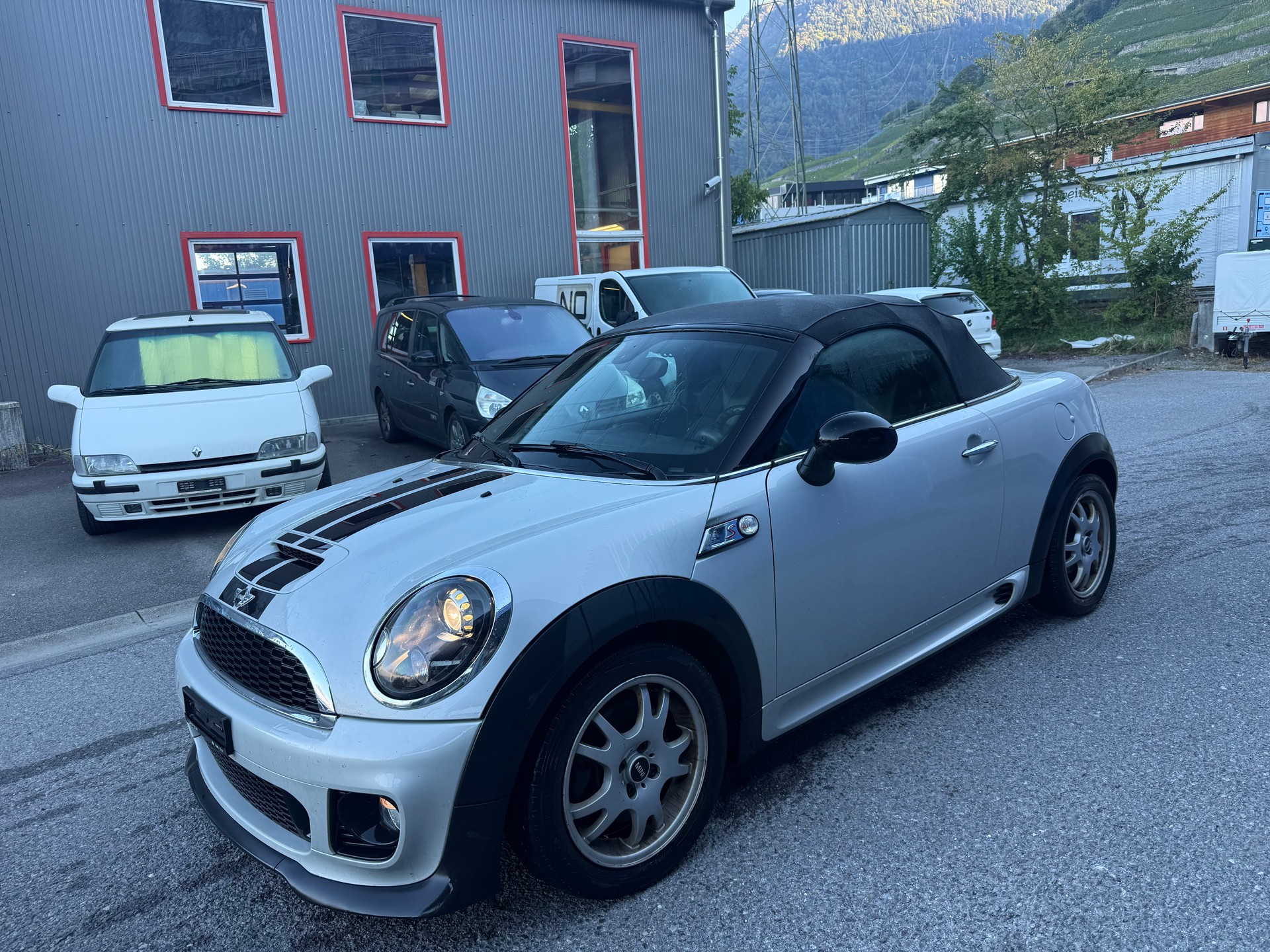 MINI Cooper S Roadster-image-0