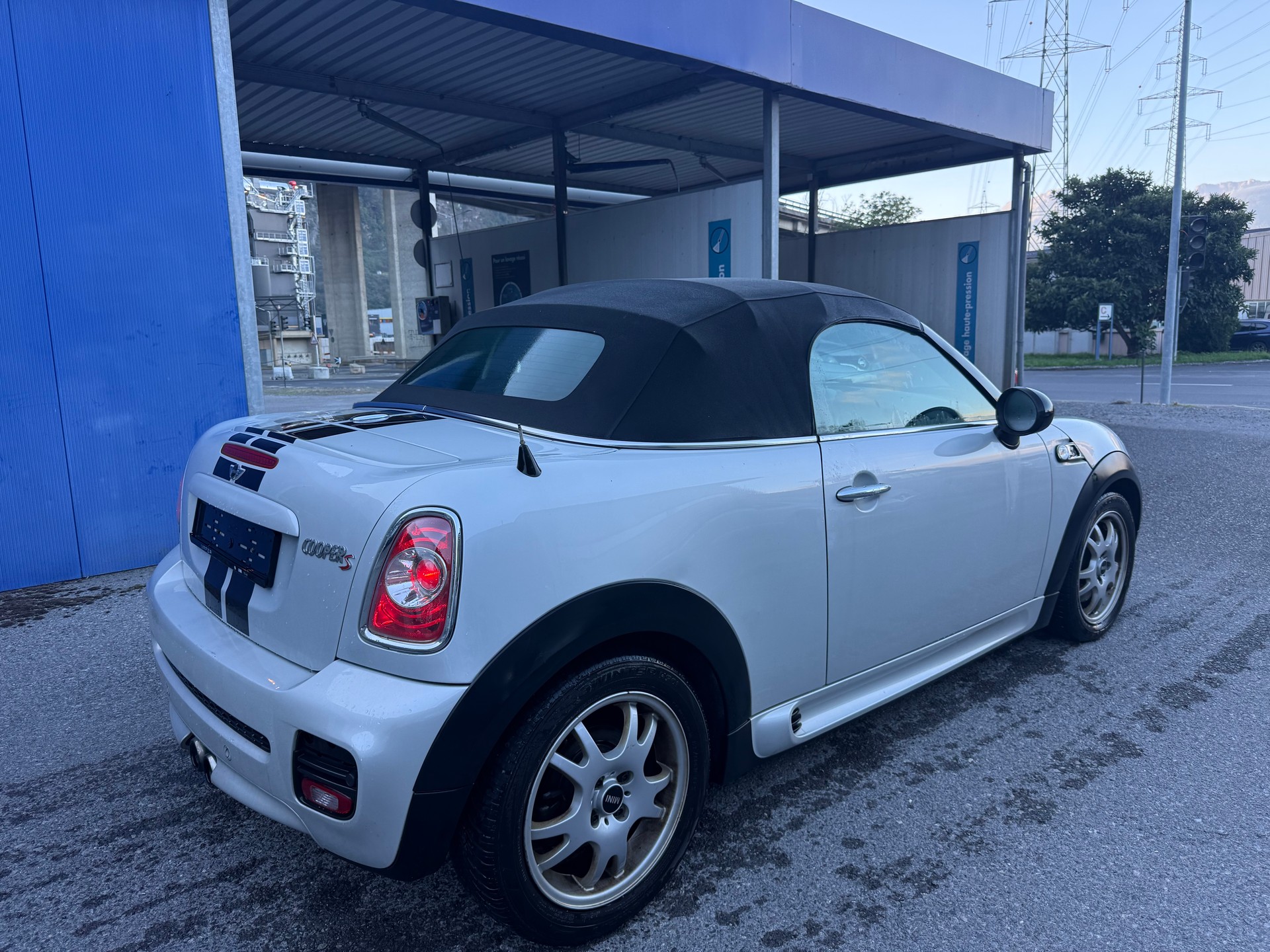 MINI Cooper S Roadster-image-2